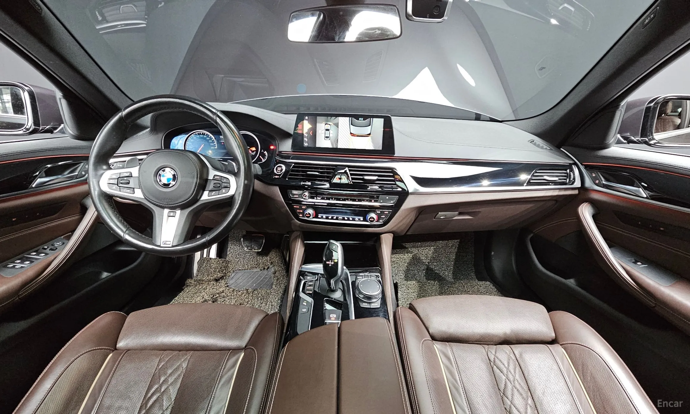 BMW 5 Series (G30) превью 4