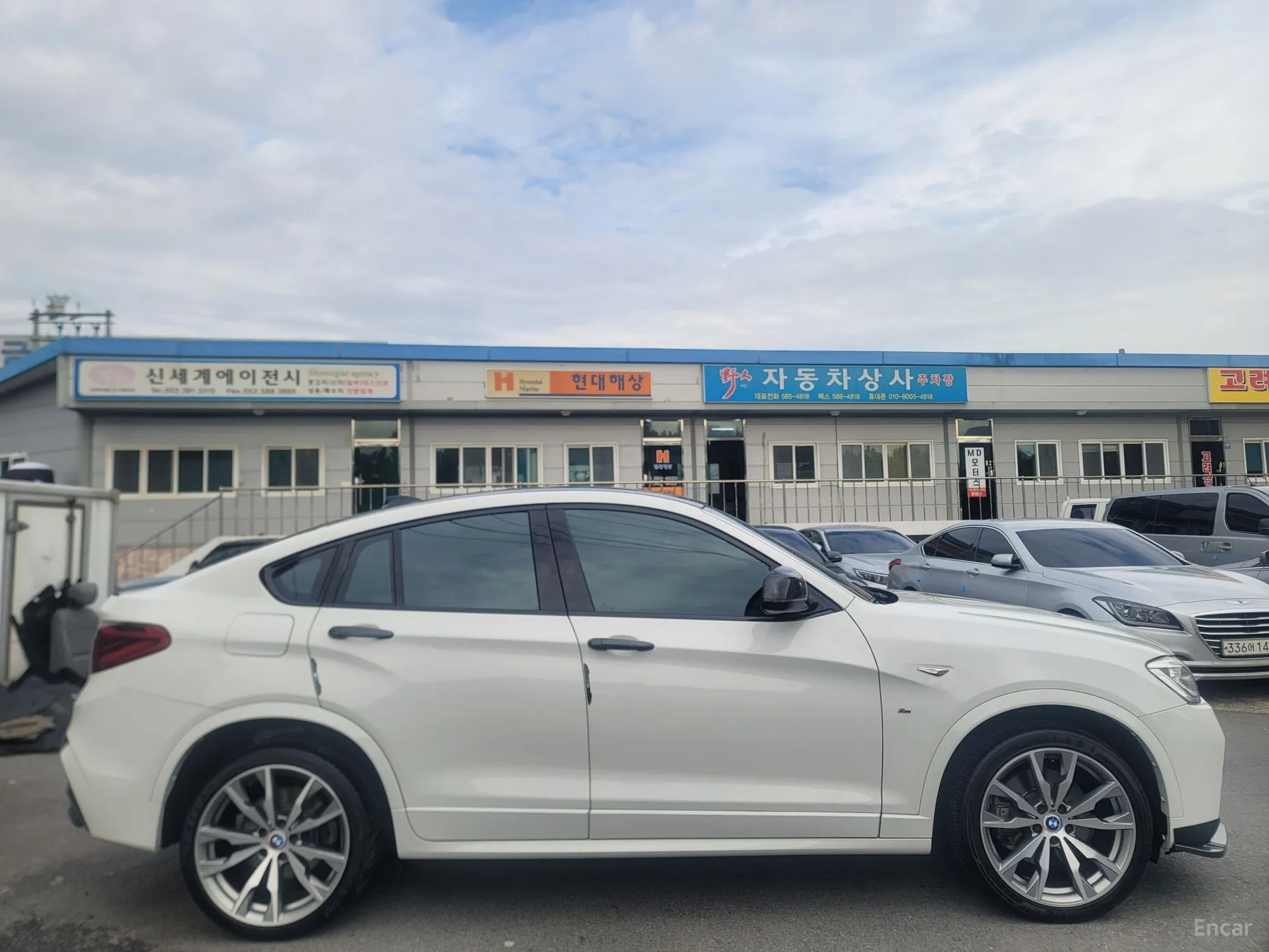 BMW X4 (F26) превью 3