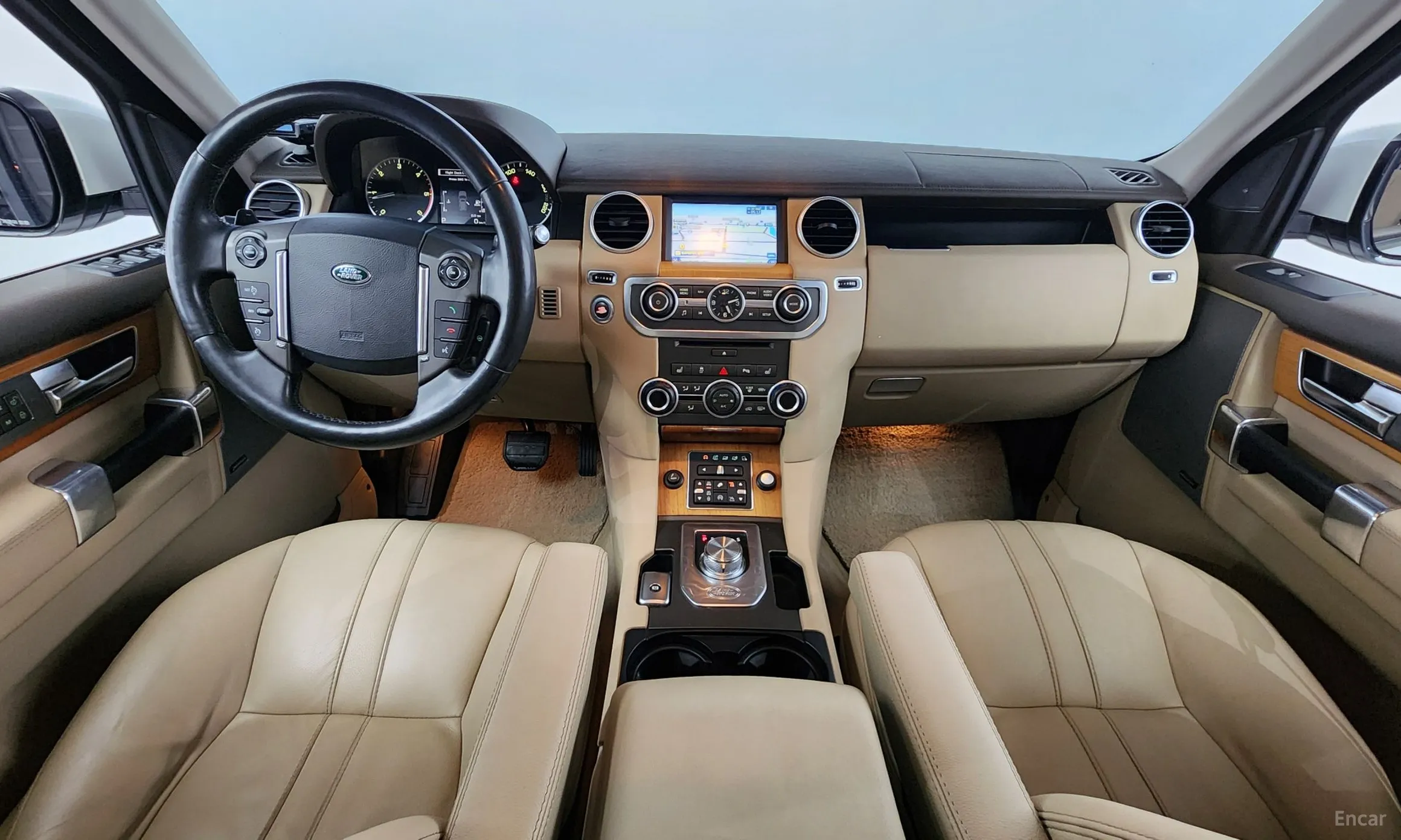 Land Rover Discovery 4 превью 4