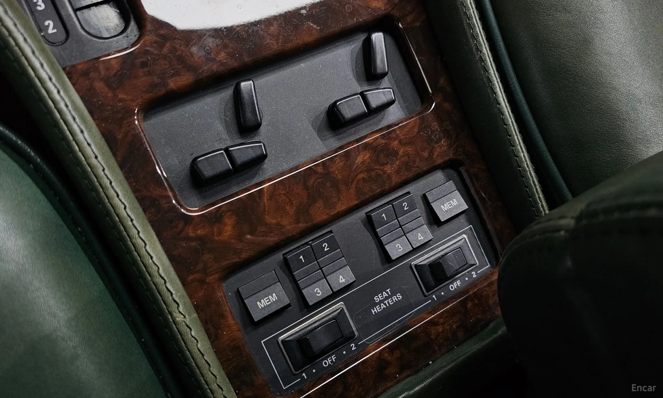 Bentley Brooklands превью 17