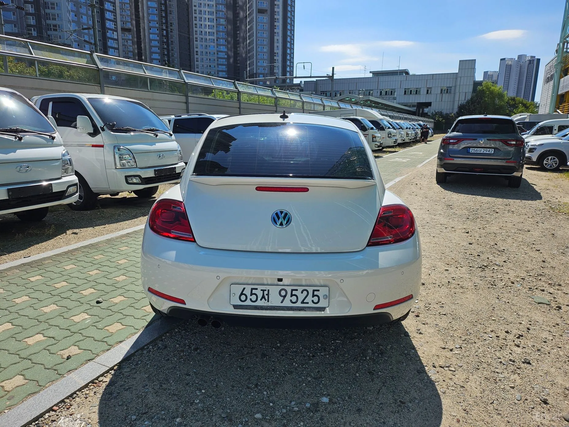 Volkswagen The Beetle превью 3
