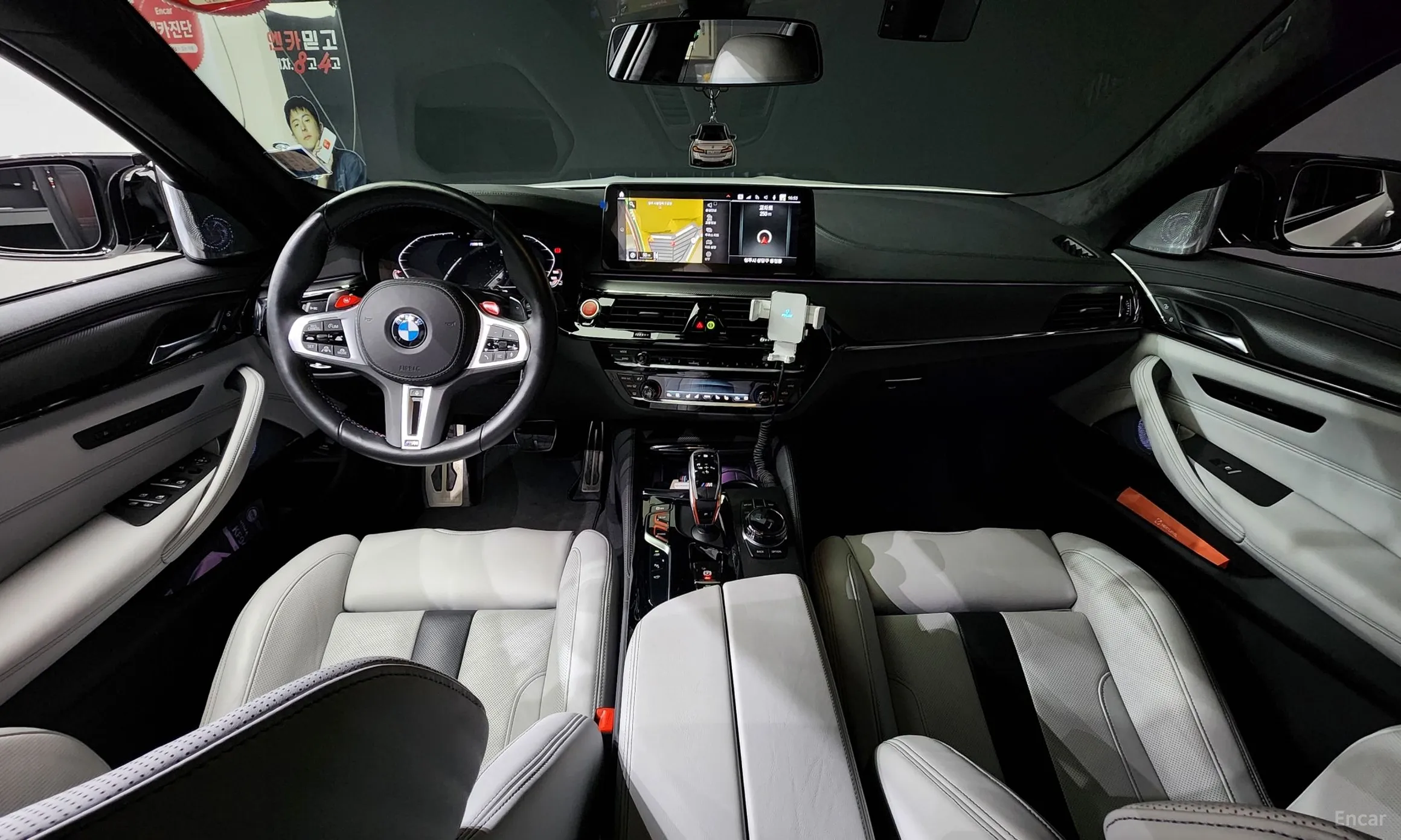 BMW M5 (F90) превью 4