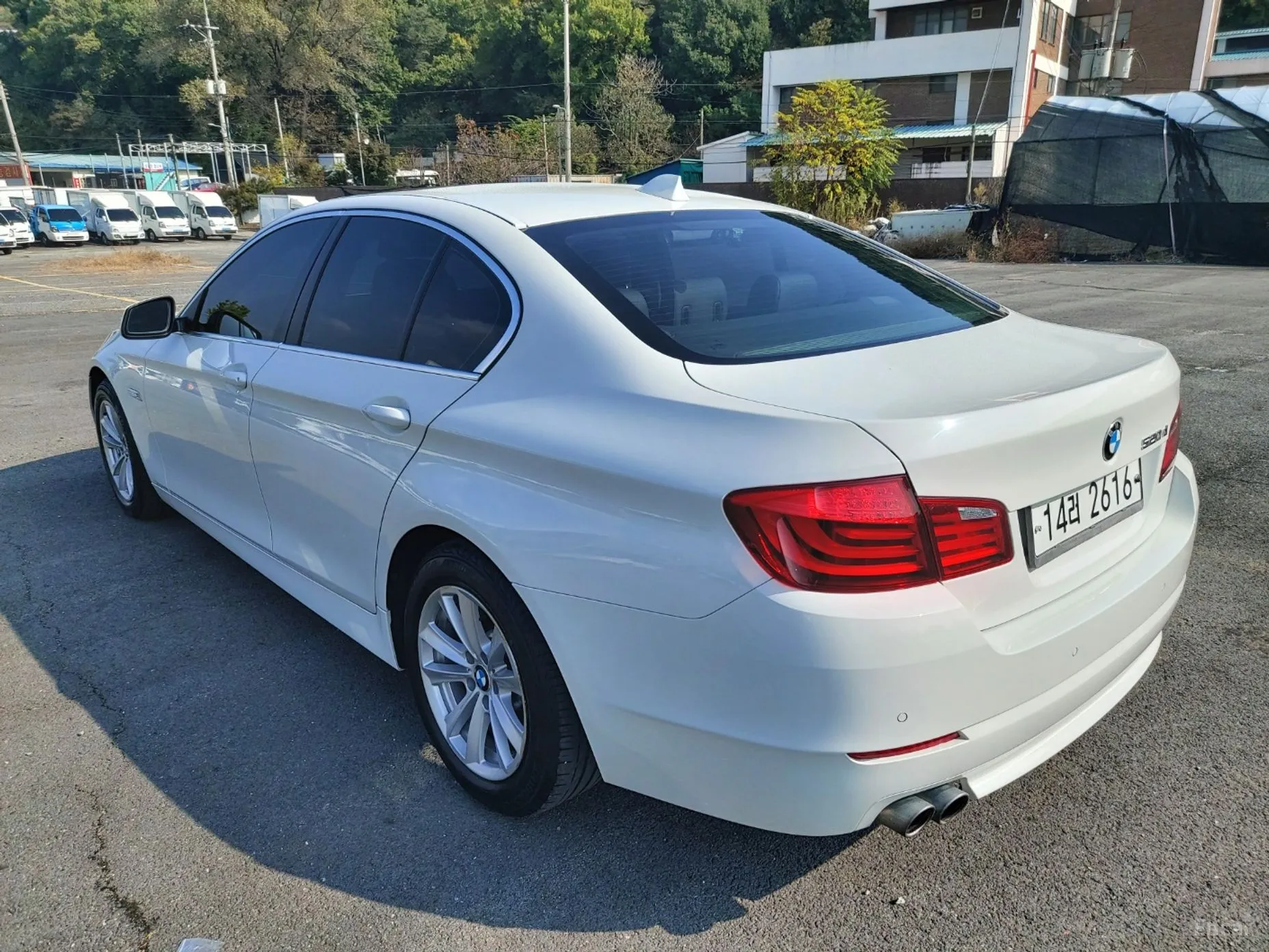 BMW 5 Series (F10) превью 3