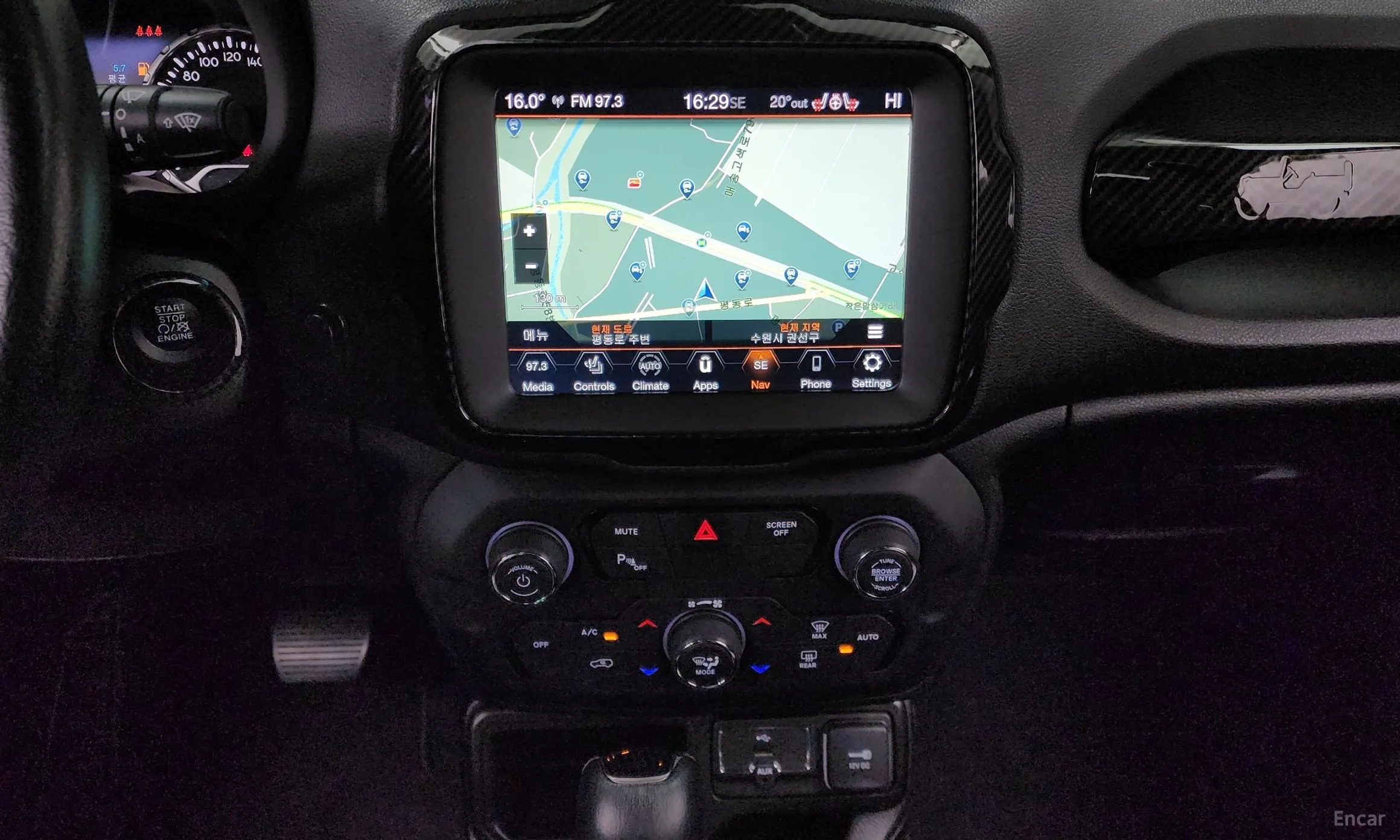 Jeep Renegade превью 14