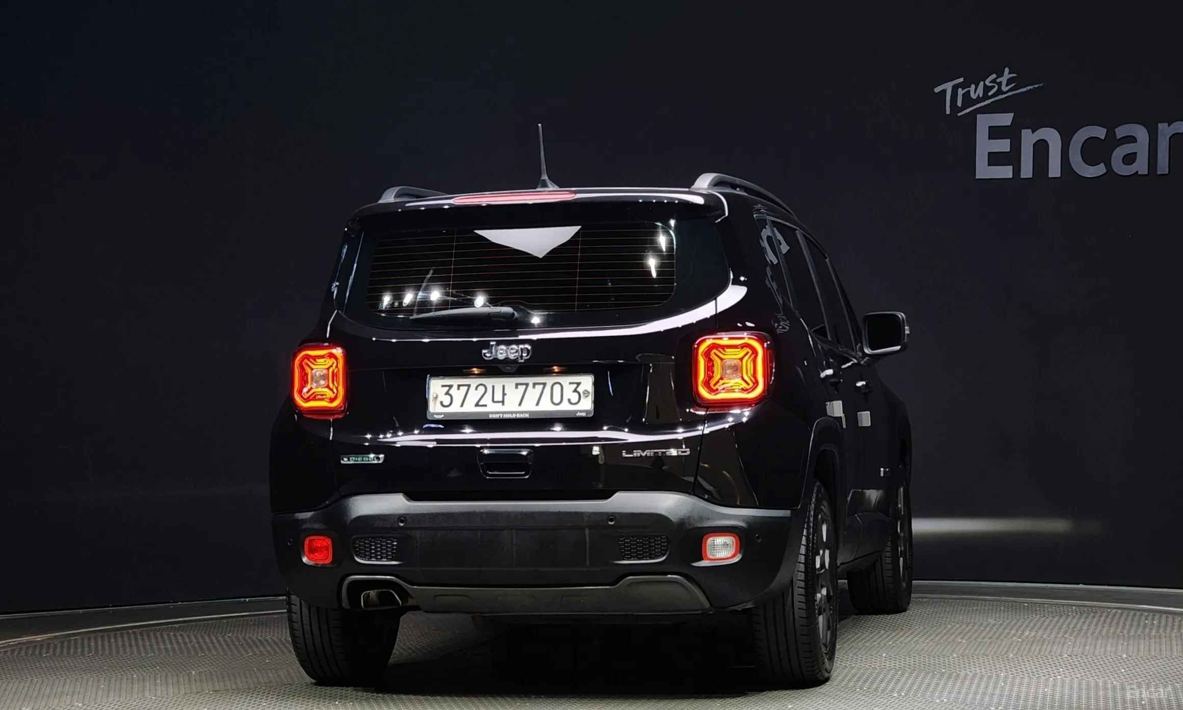 Jeep Renegade превью 4
