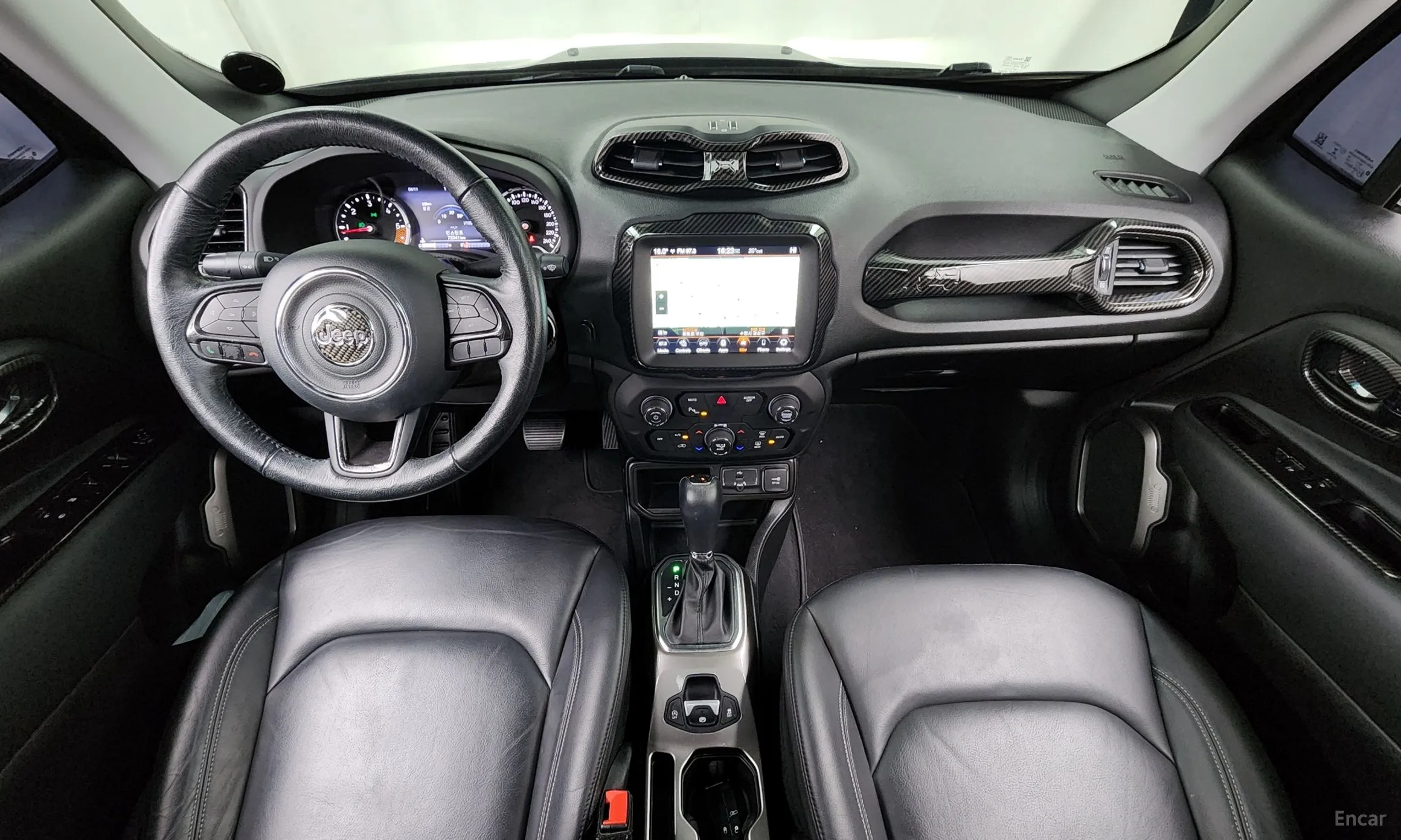 Jeep Renegade превью 7