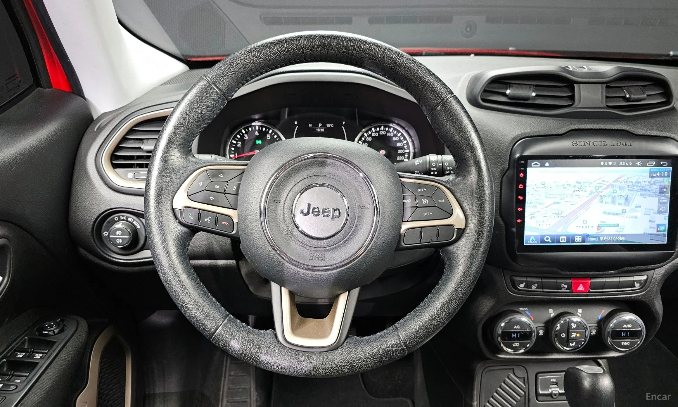 Jeep Renegade превью 13