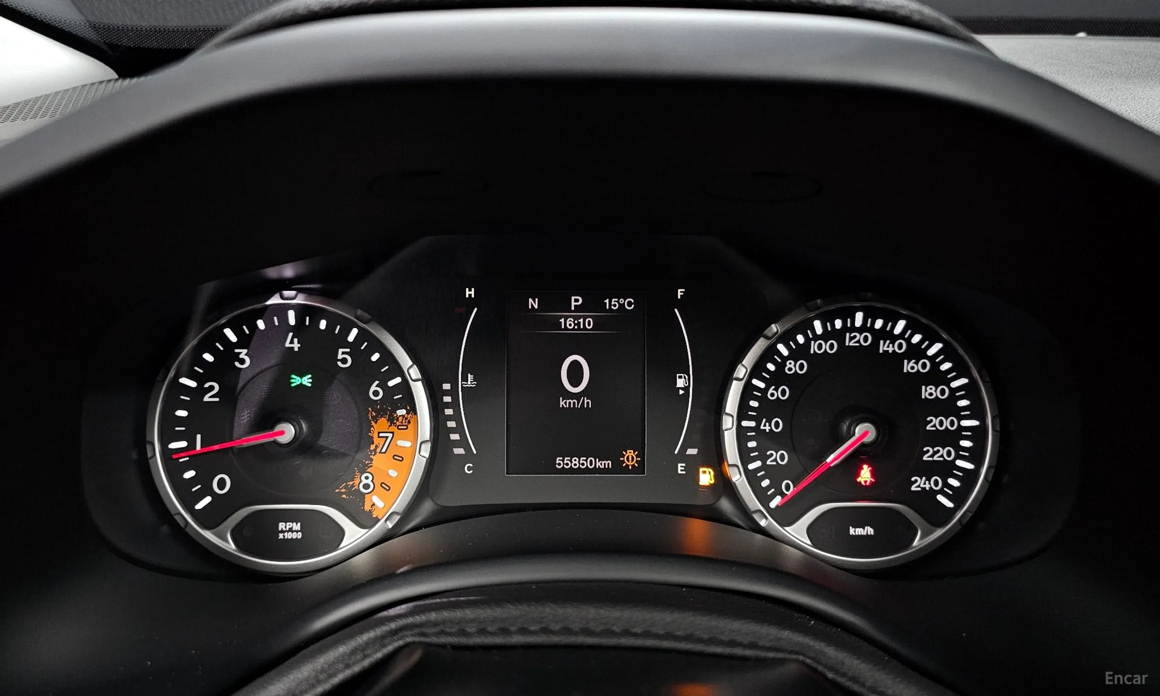 Jeep Renegade превью 8