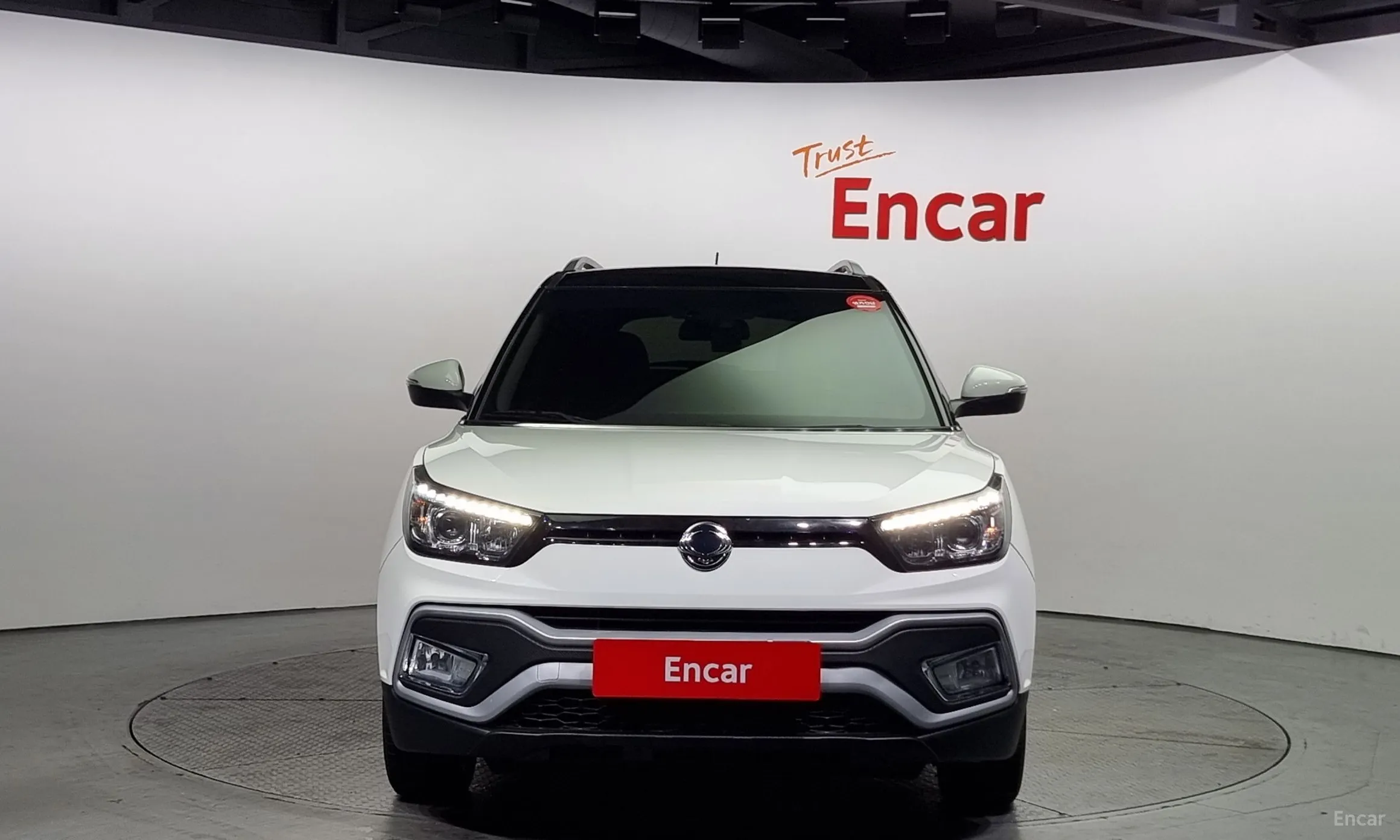 KG Mobility (SsangYong) Tivoli Air превью 3