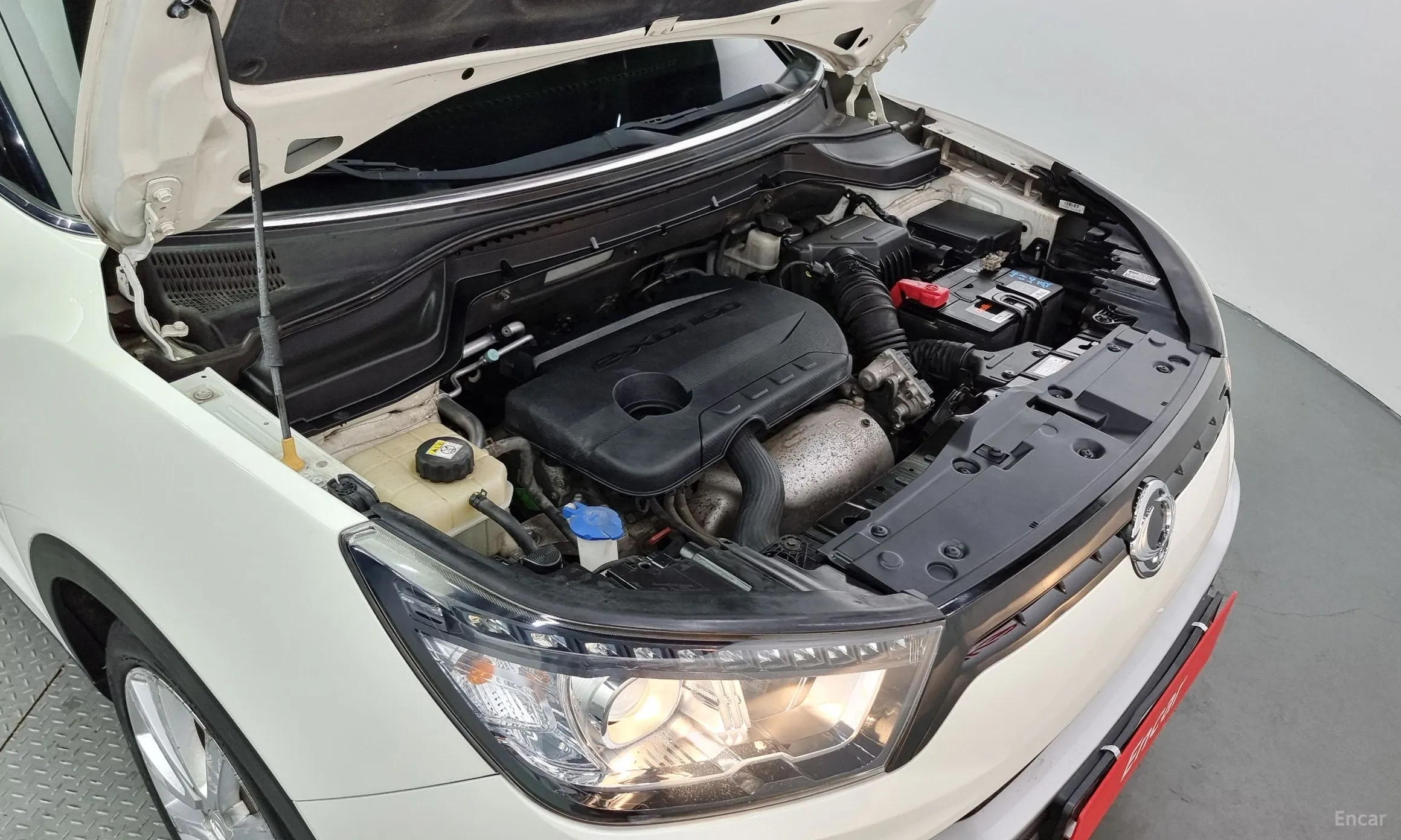KG Mobility (SsangYong) Tivoli Air превью 6