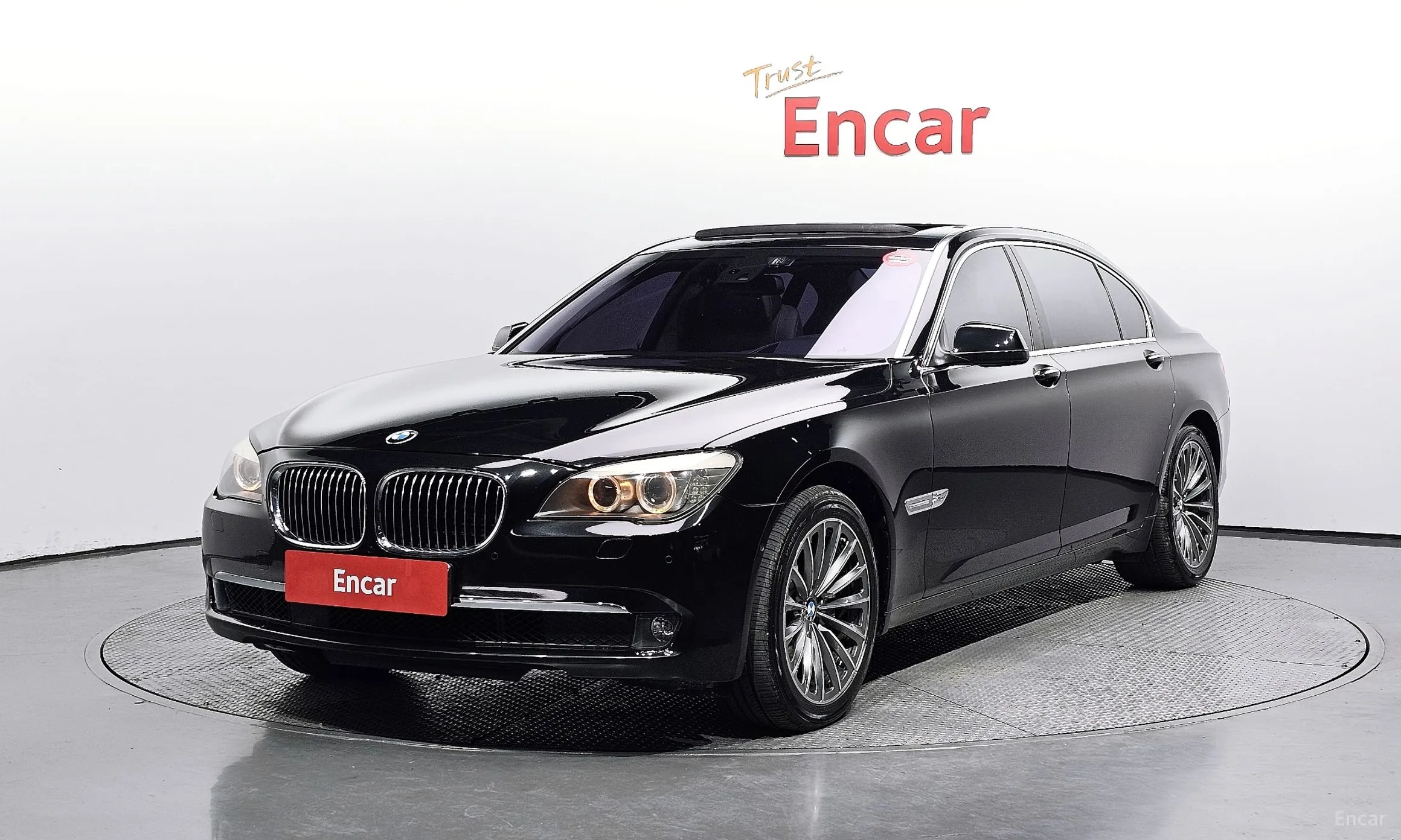 BMW 7 Series (F01)