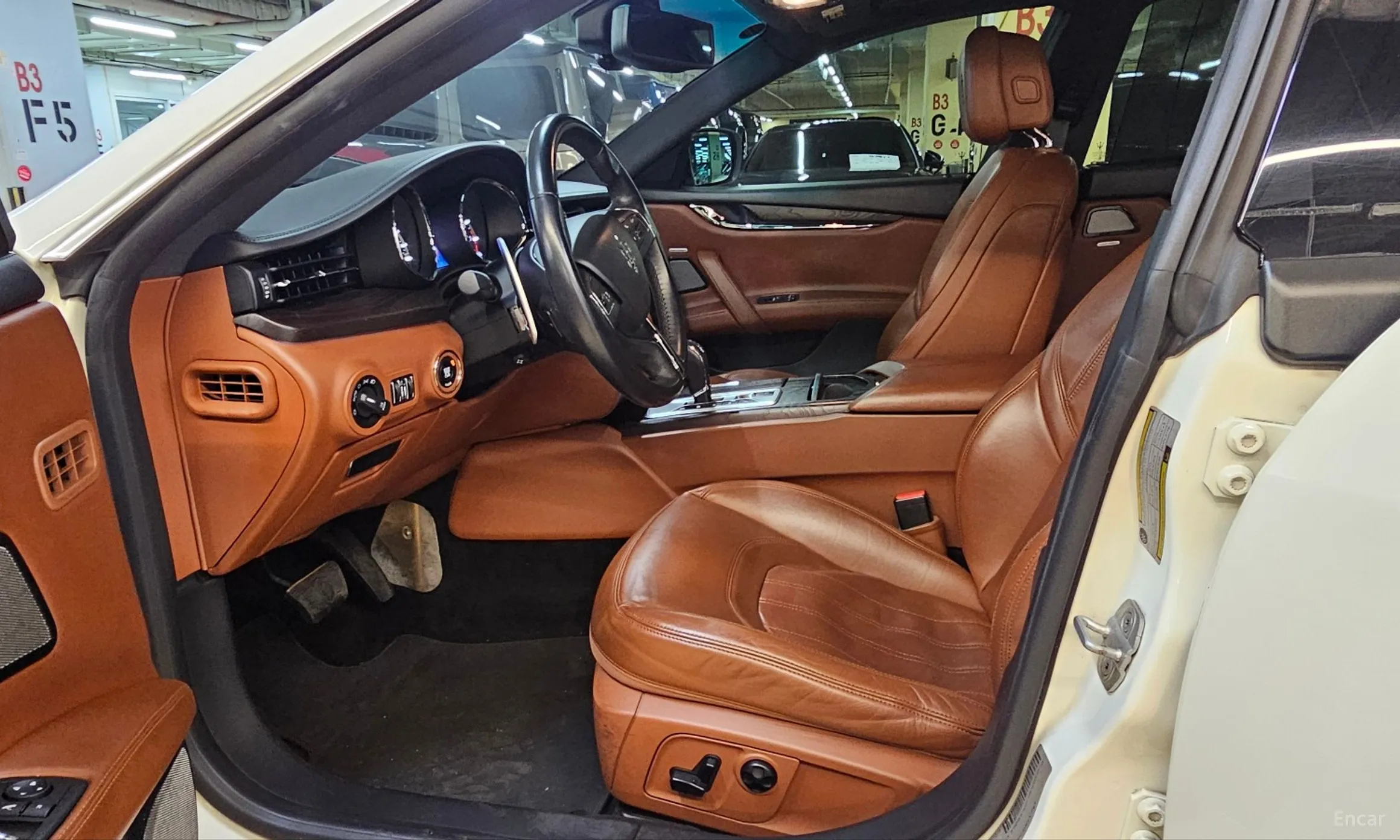 Maserati Quattroporte превью 10