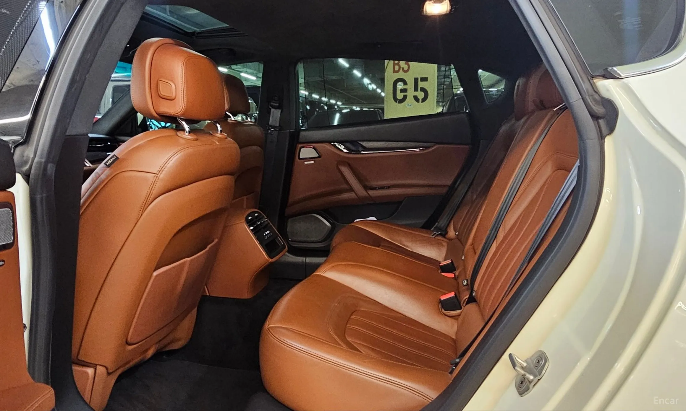 Maserati Quattroporte превью 15