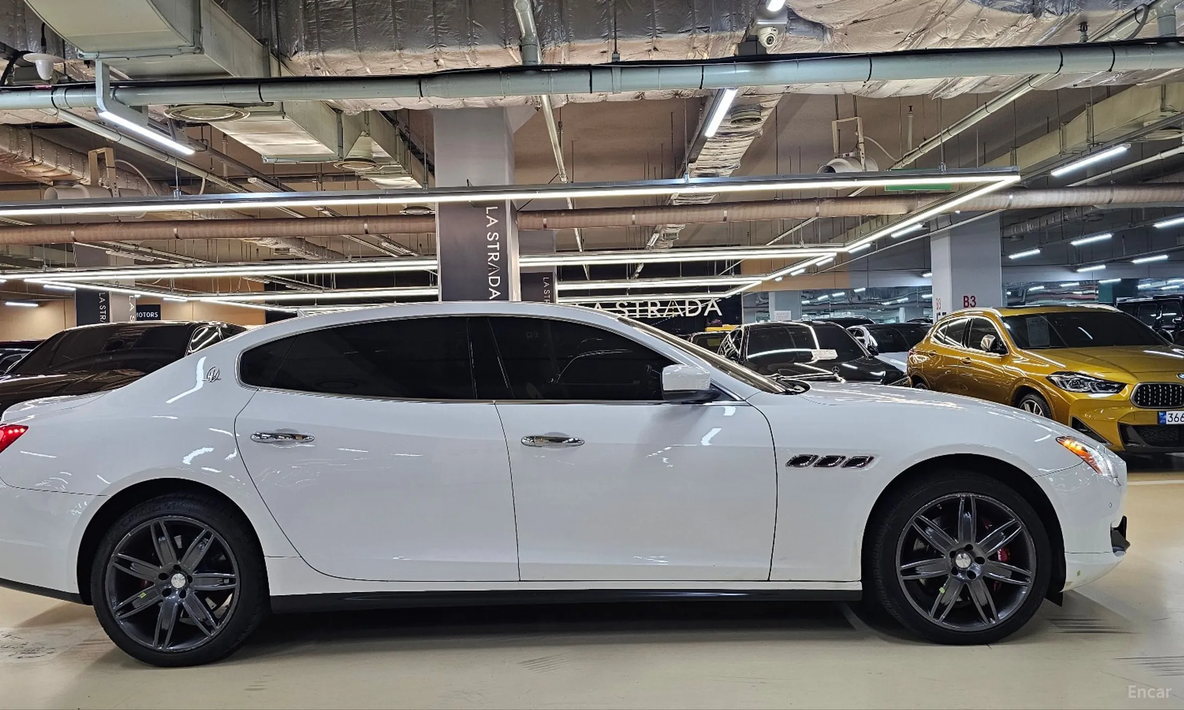 Maserati Quattroporte превью 19