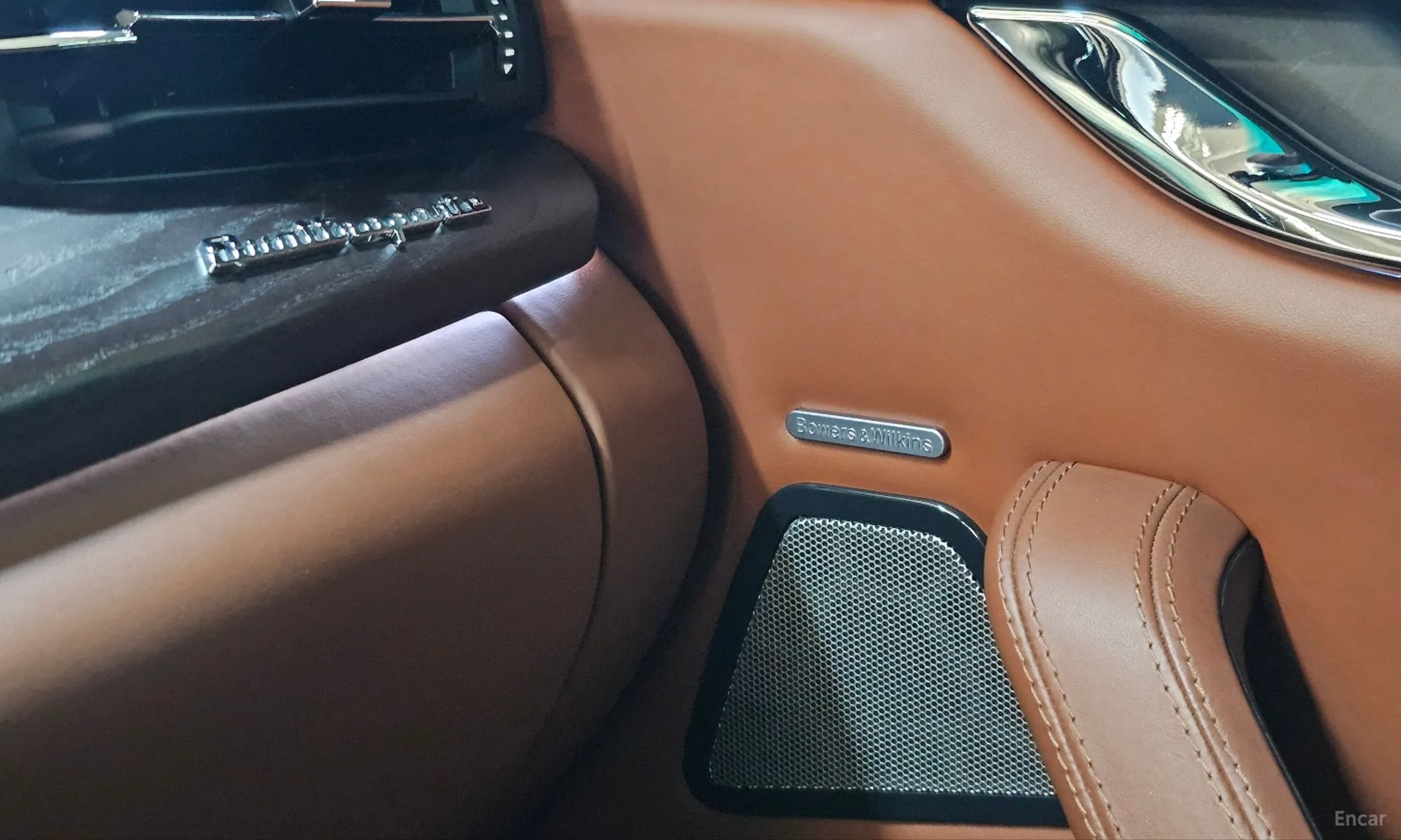 Maserati Quattroporte превью 20