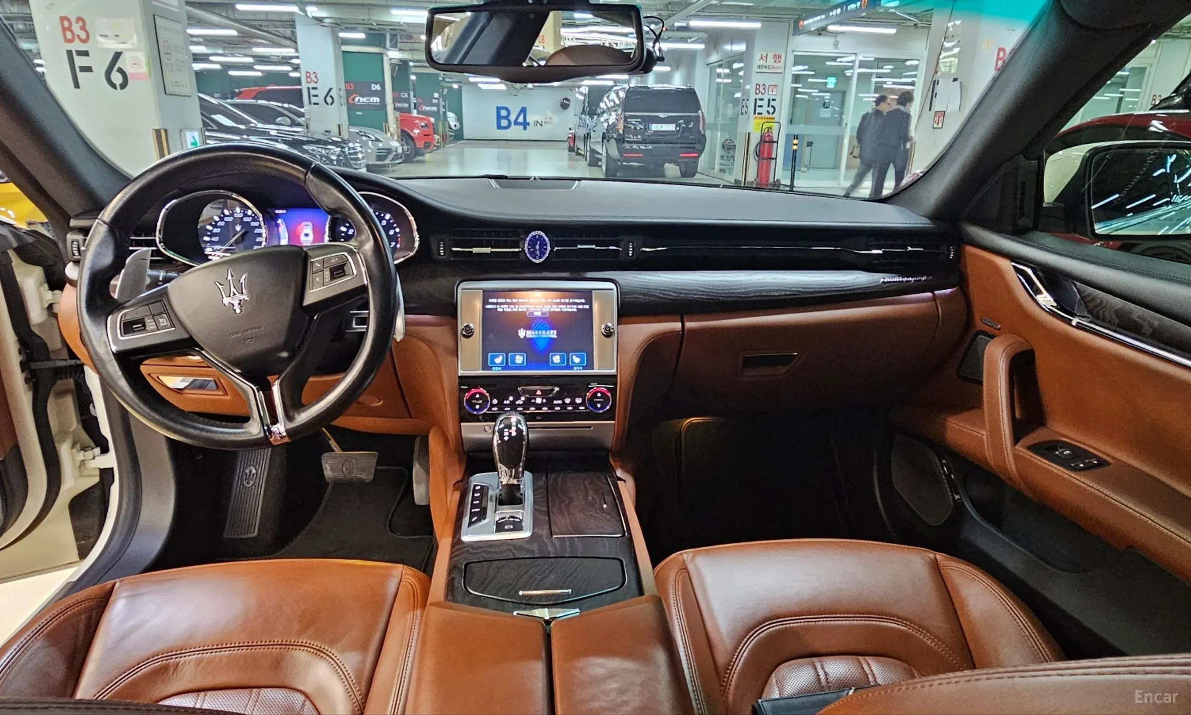 Maserati Quattroporte превью 7