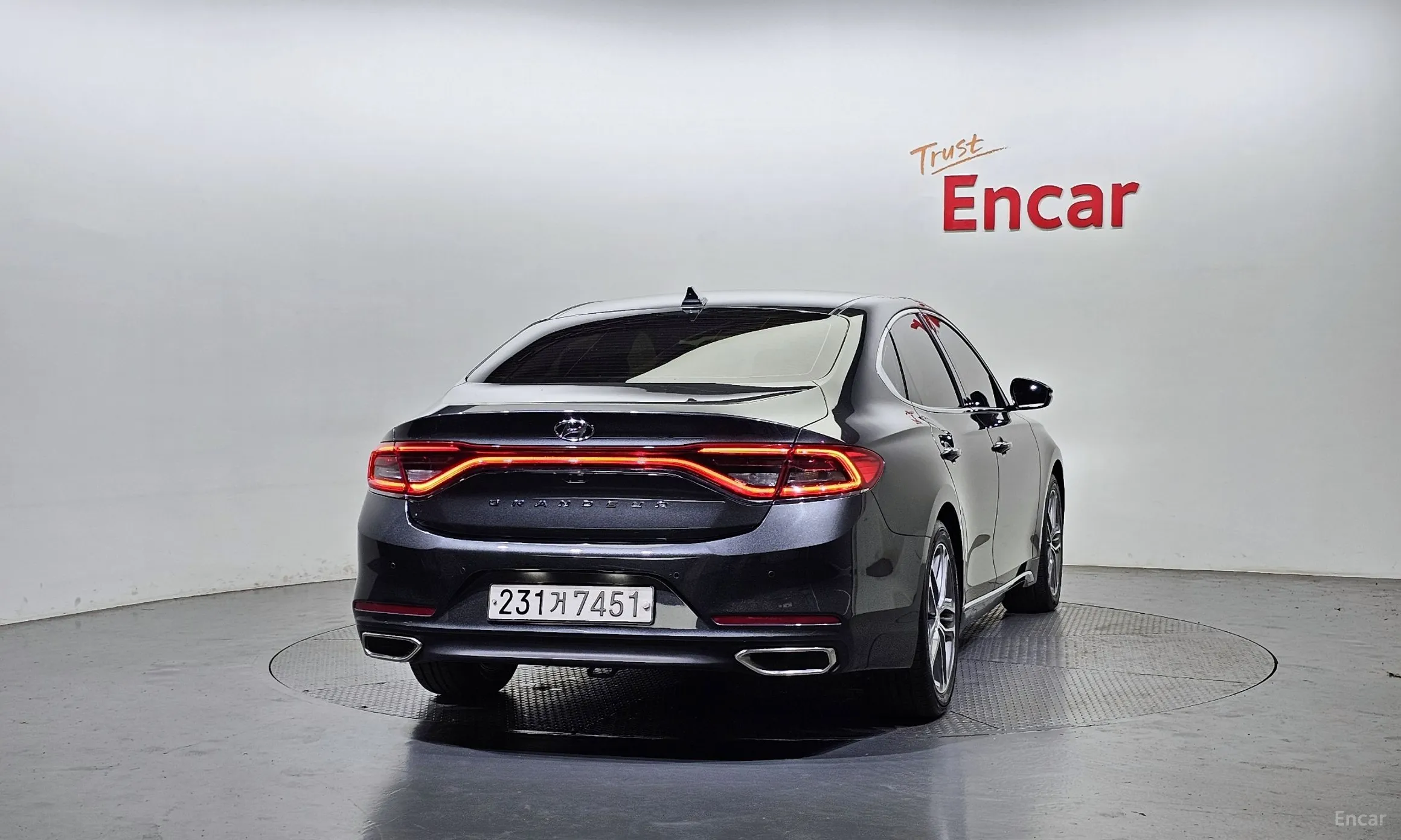 Hyundai Grandeur IG превью 3