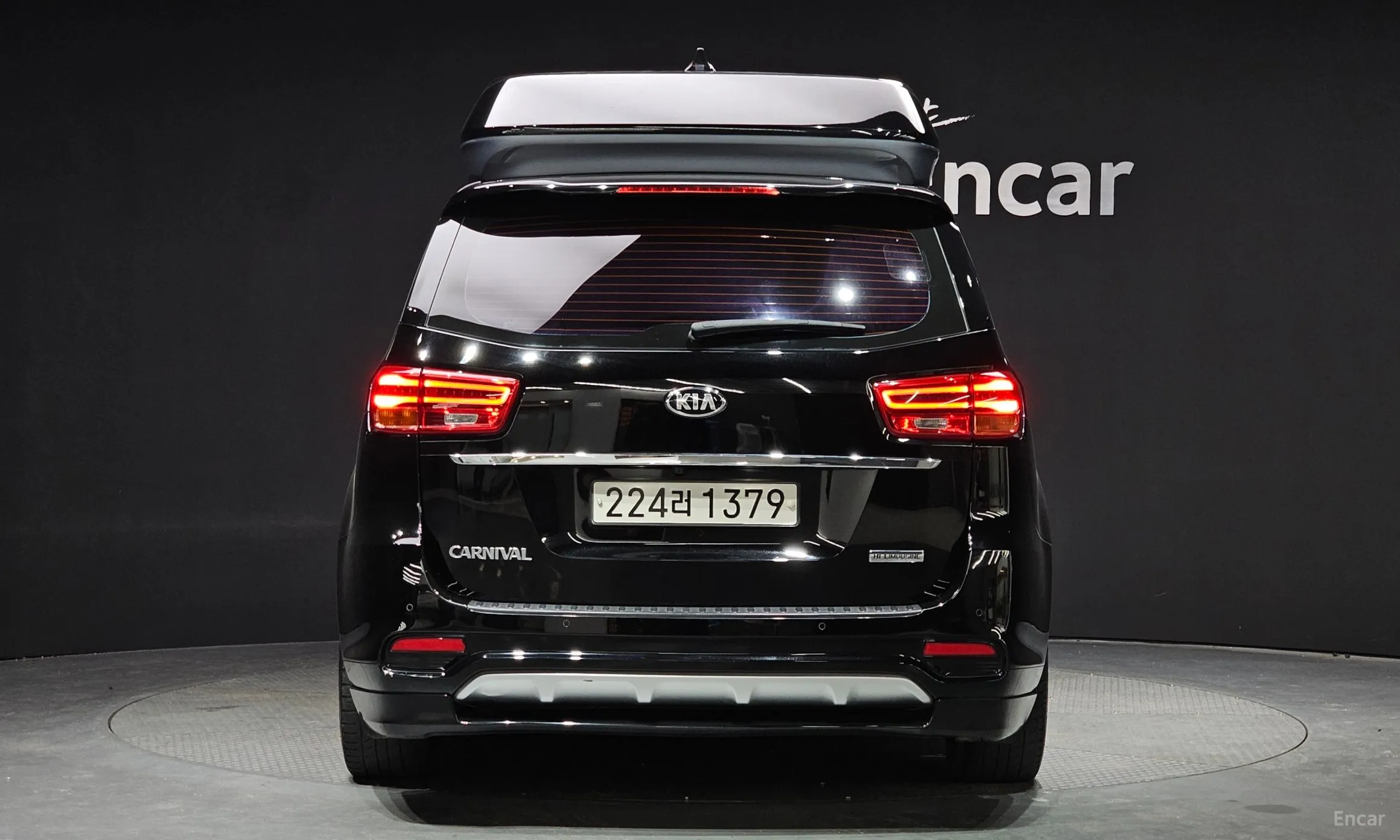 Kia Carnival превью 3