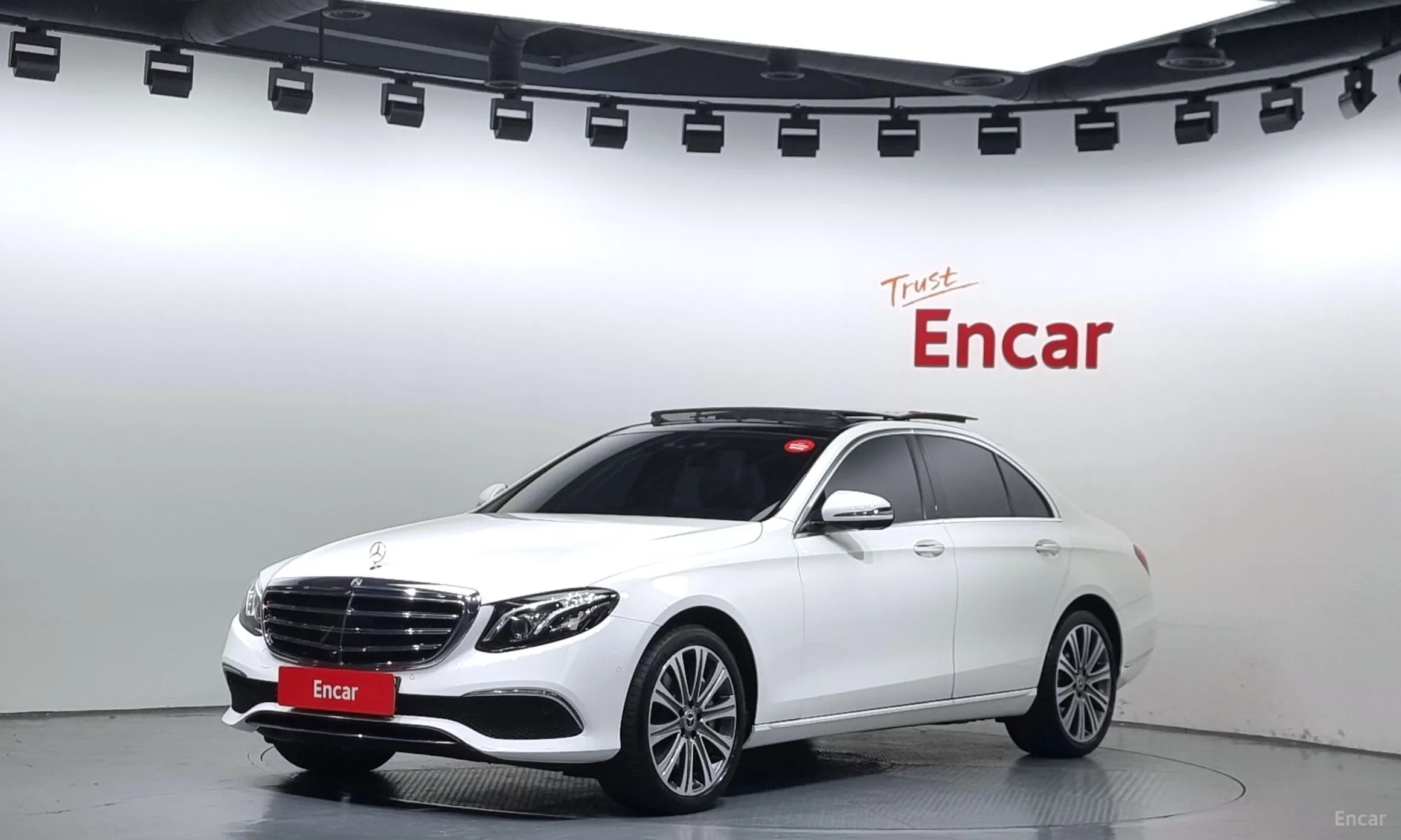 Mercedes Benz E-Class W213