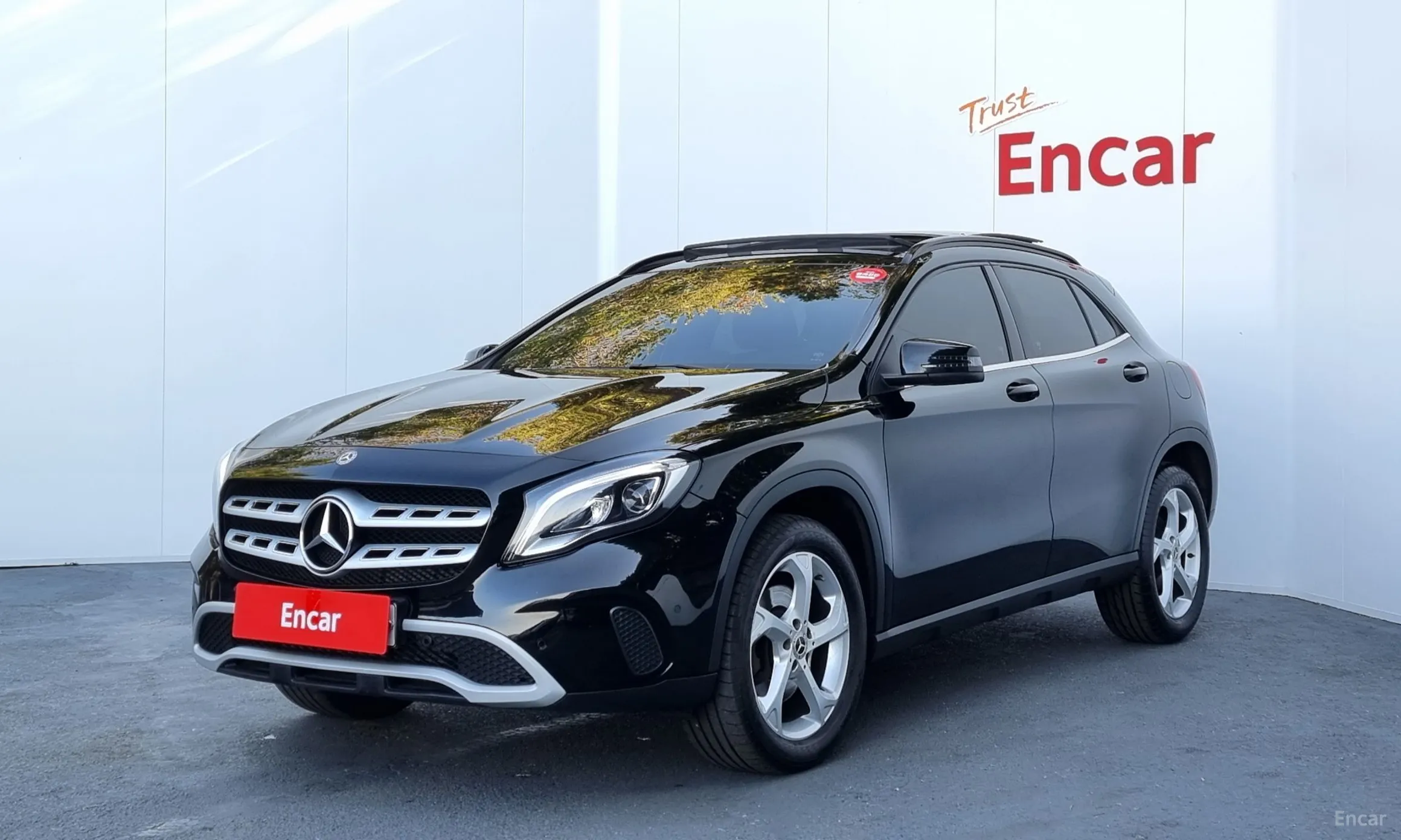 Mercedes Benz GLA-Class X156