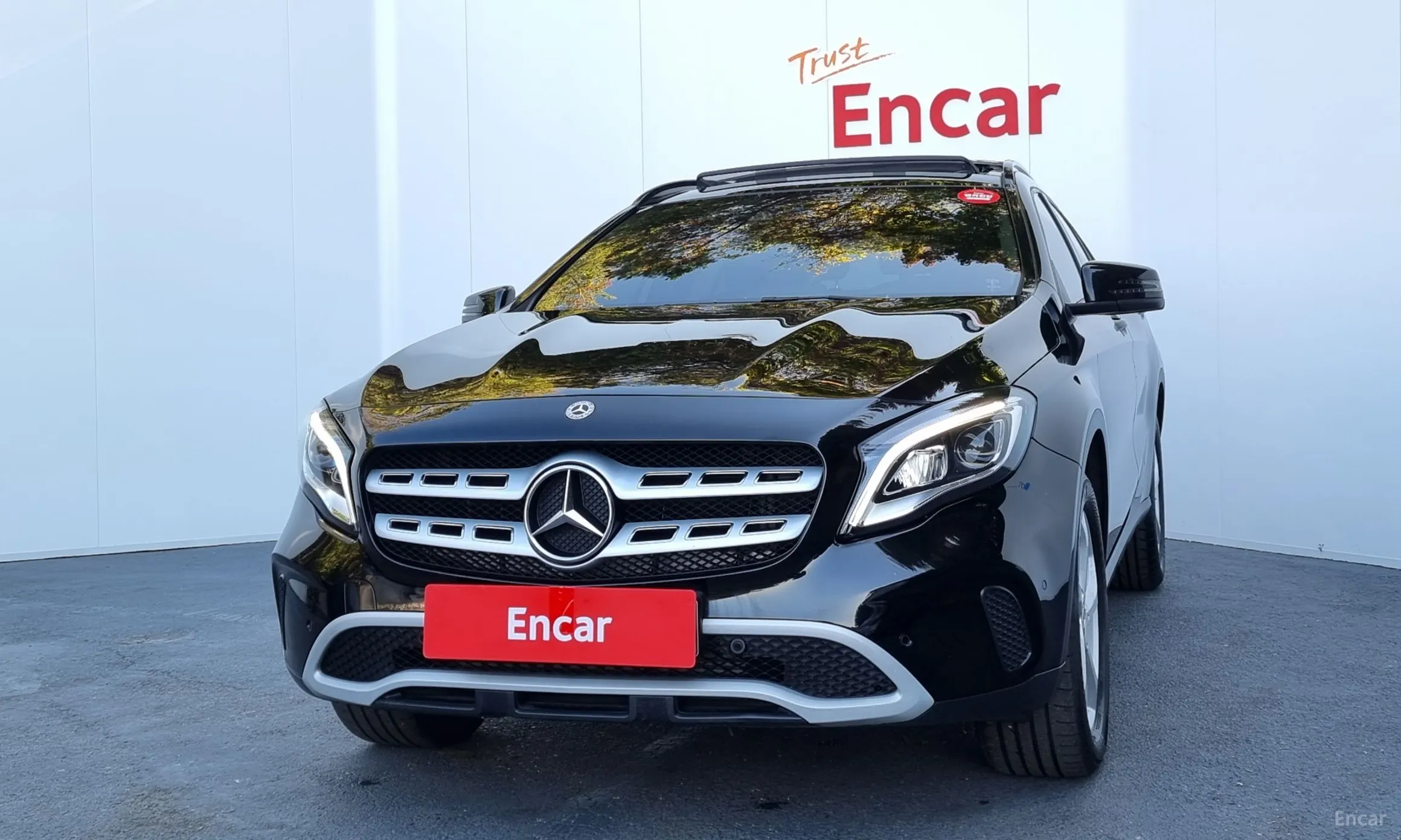 Mercedes Benz GLA-Class X156