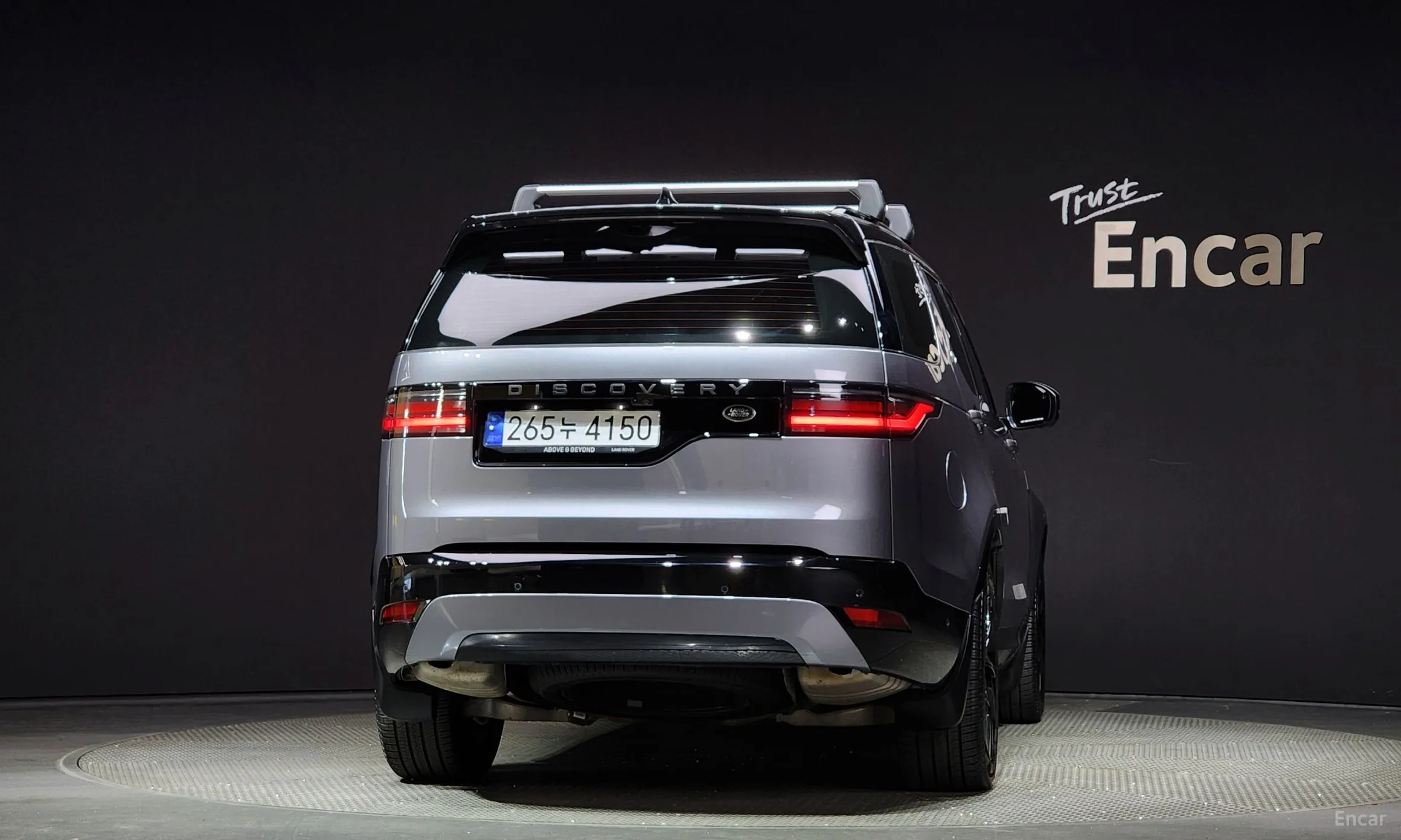 Land Rover Discovery 5 превью 3
