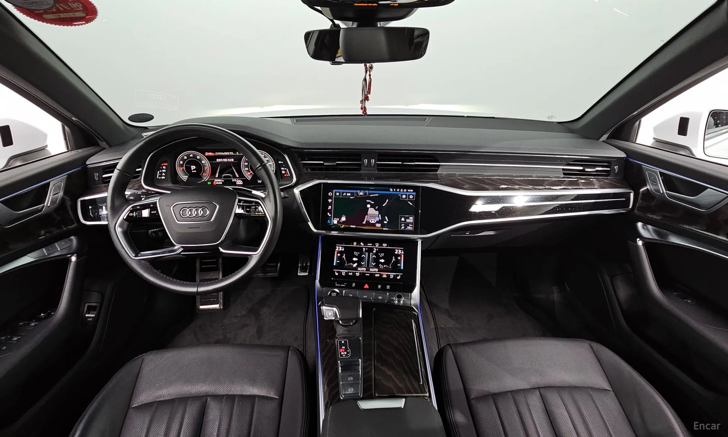 Audi A6 (C8) превью 4
