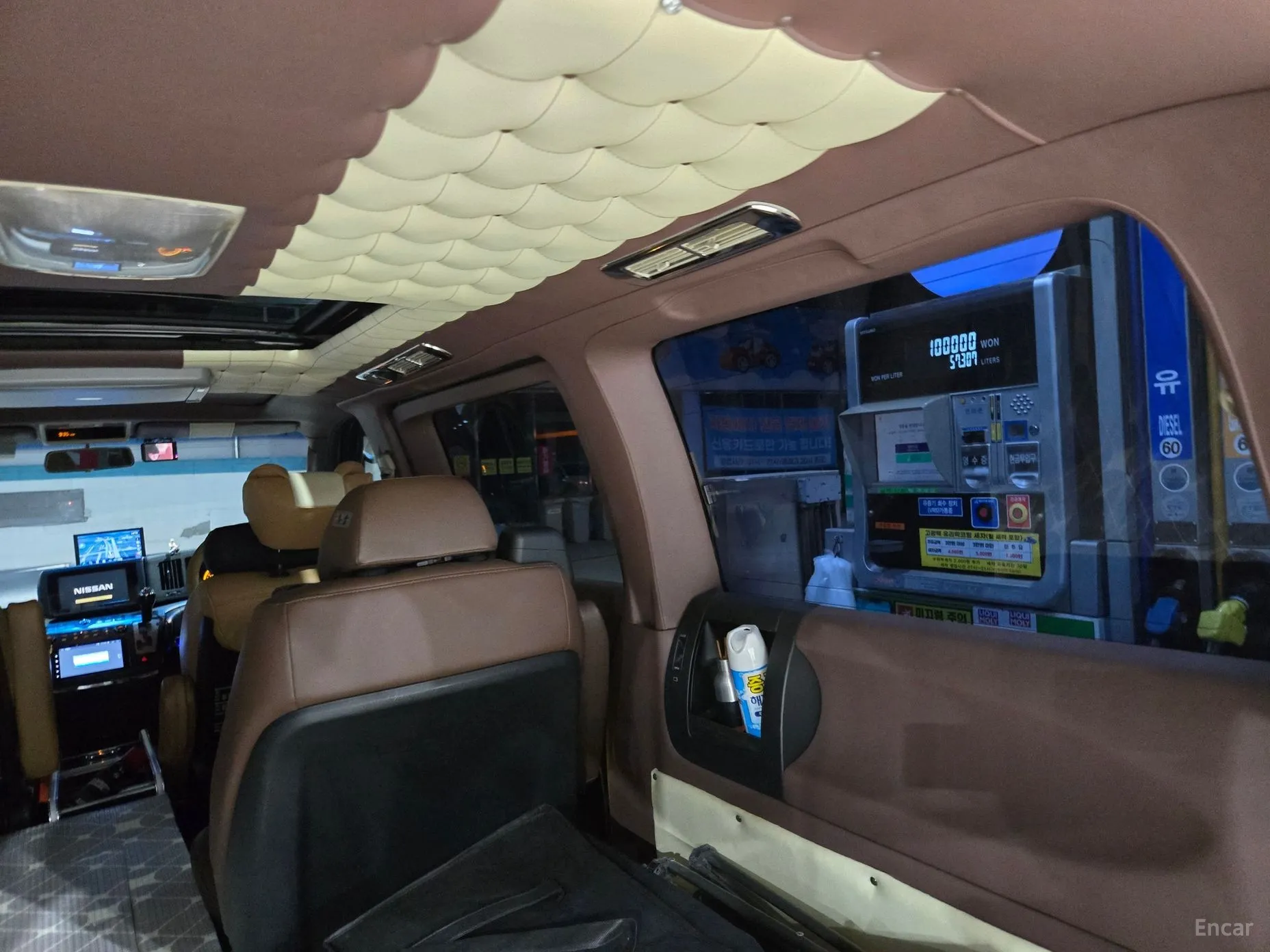Nissan Elgrand превью 17