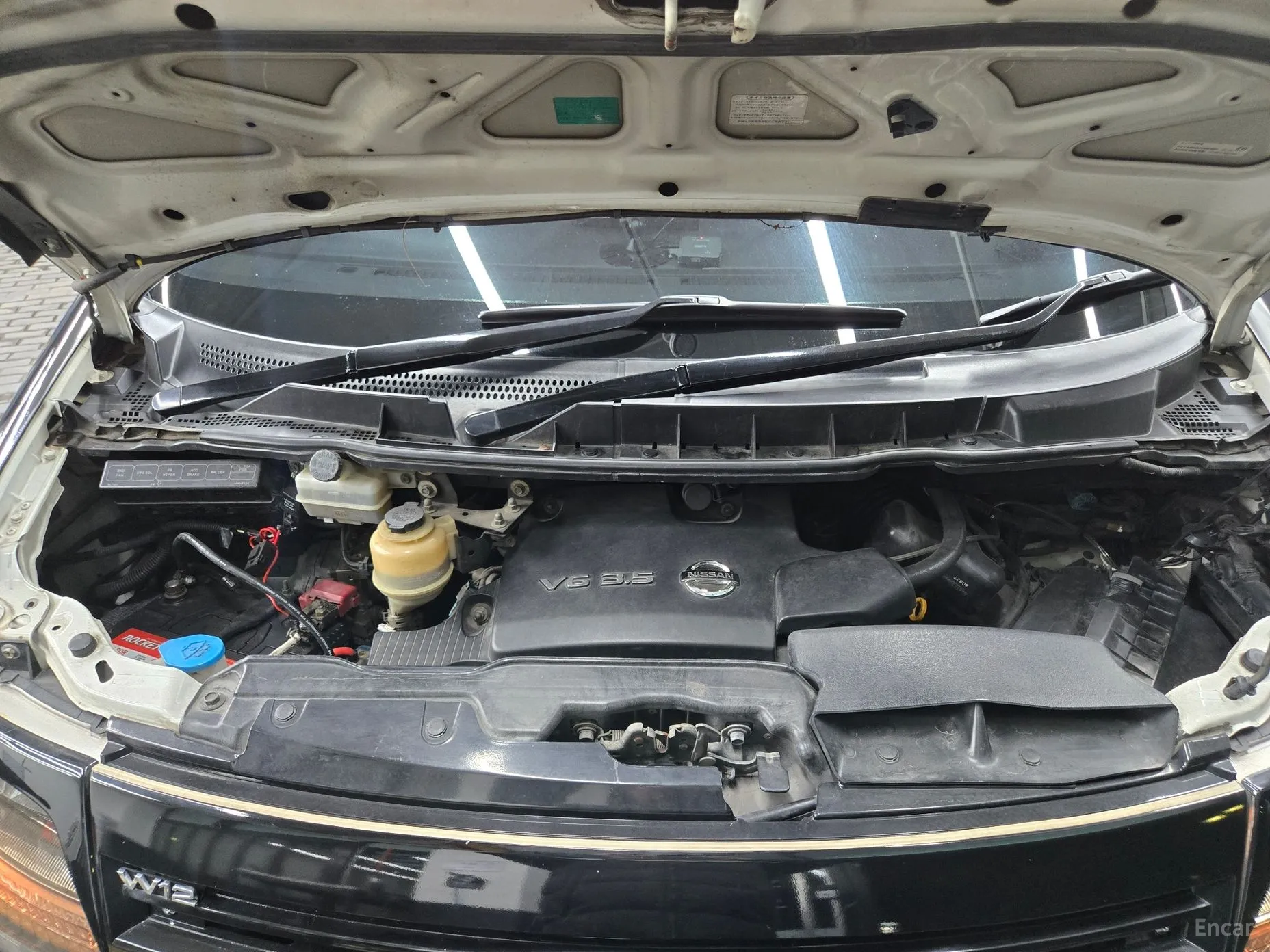 Nissan Elgrand превью 19