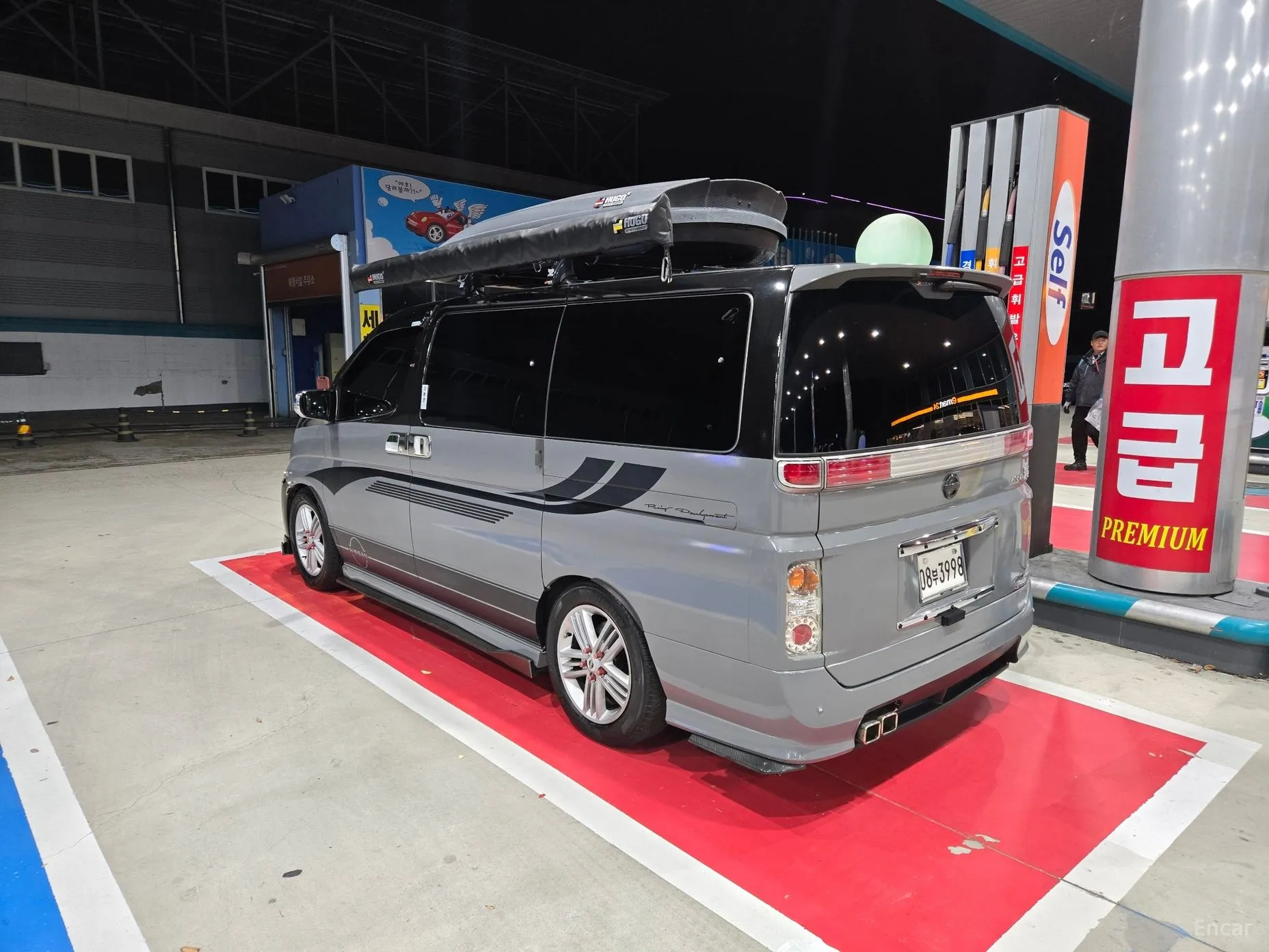 Nissan Elgrand превью 6