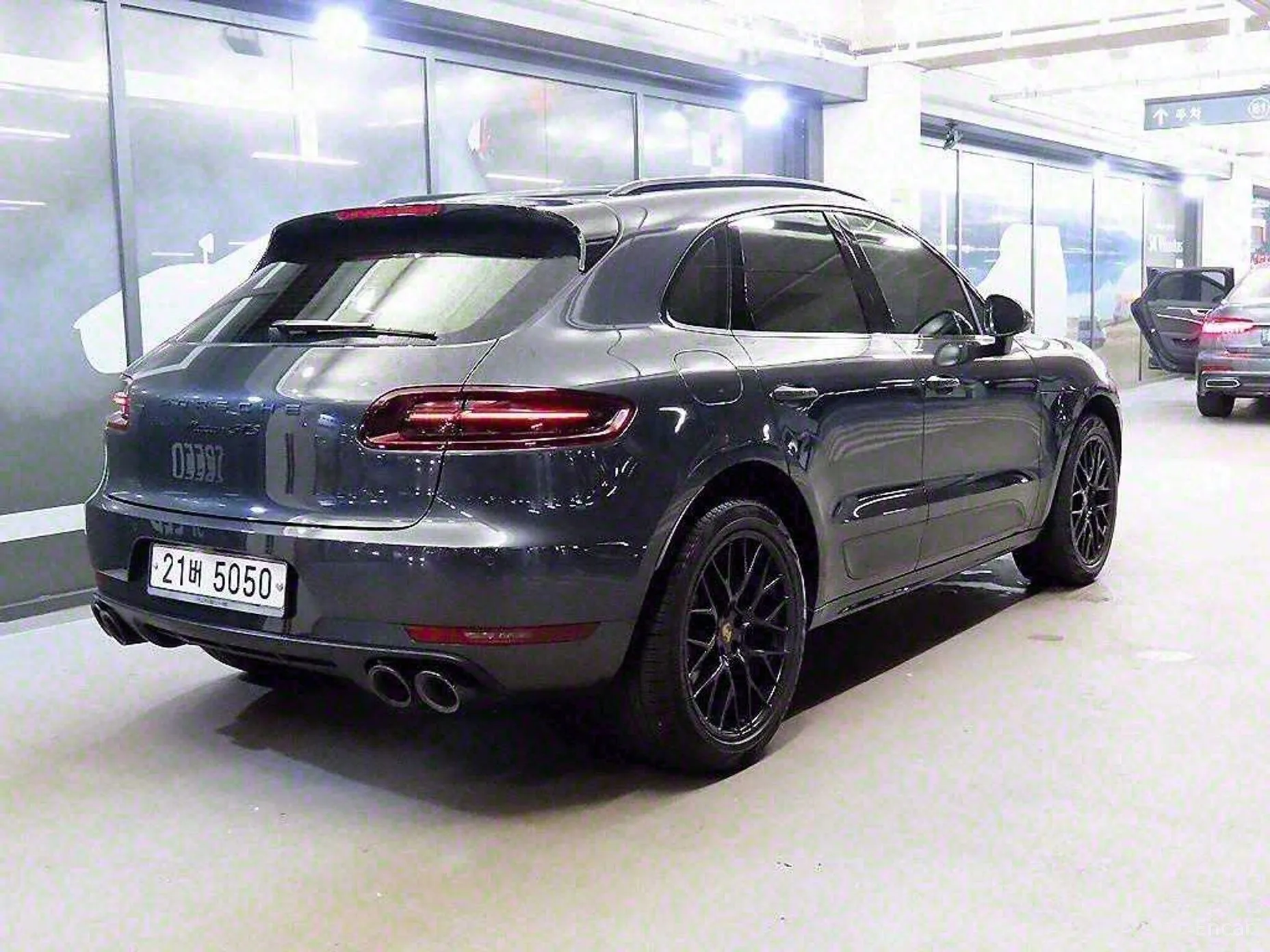 Porsche Macan превью 3