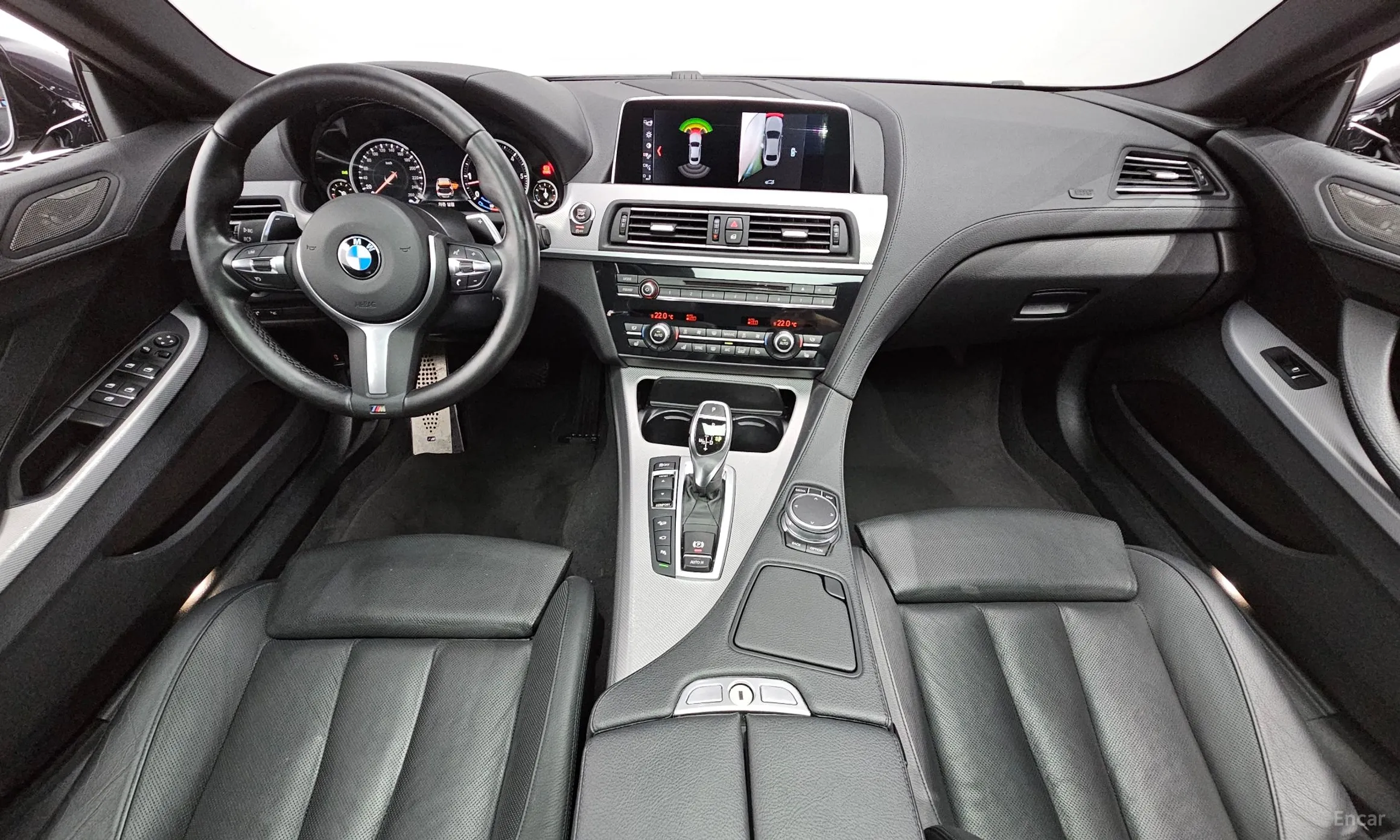 BMW 6 Series (F12) превью 4