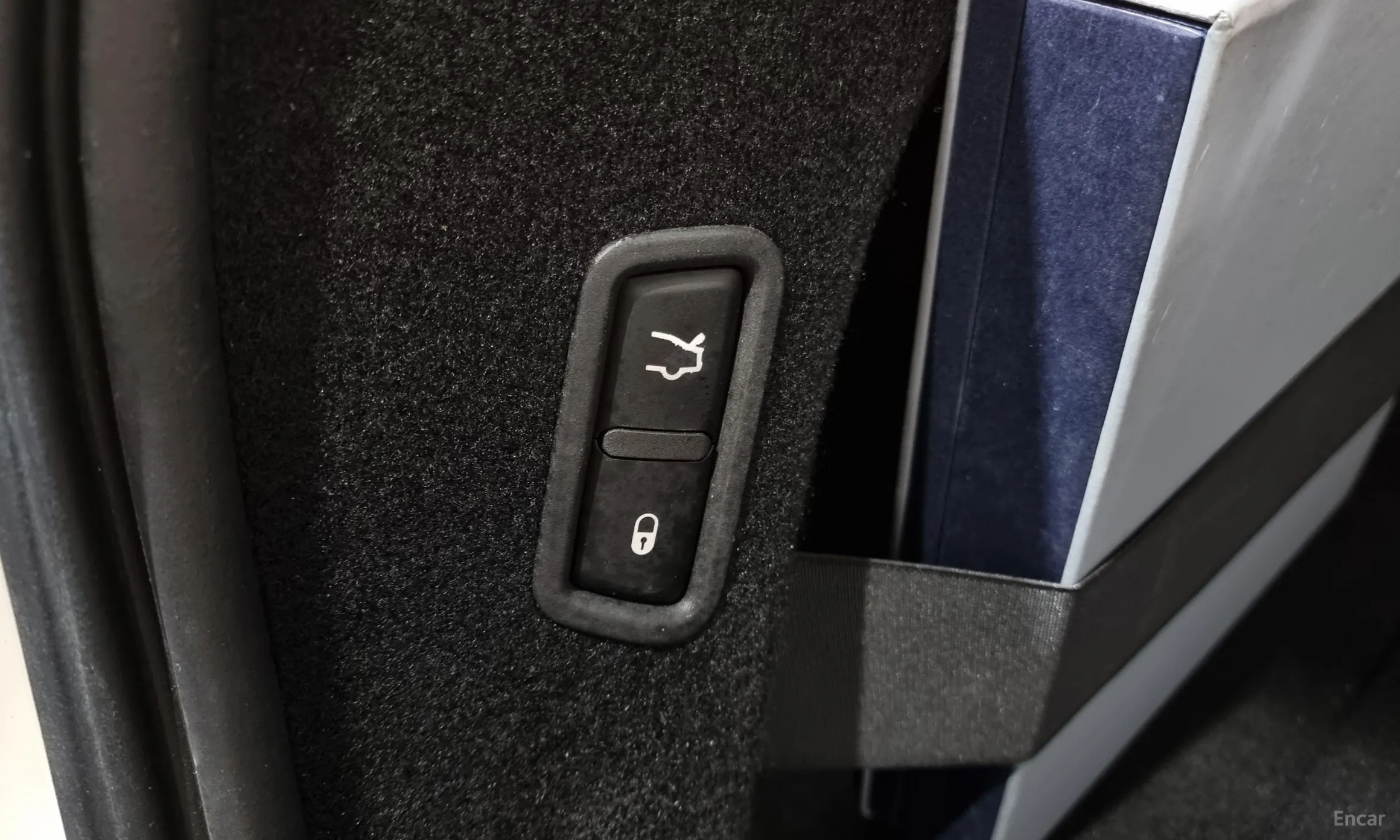 Maserati Levante превью 19