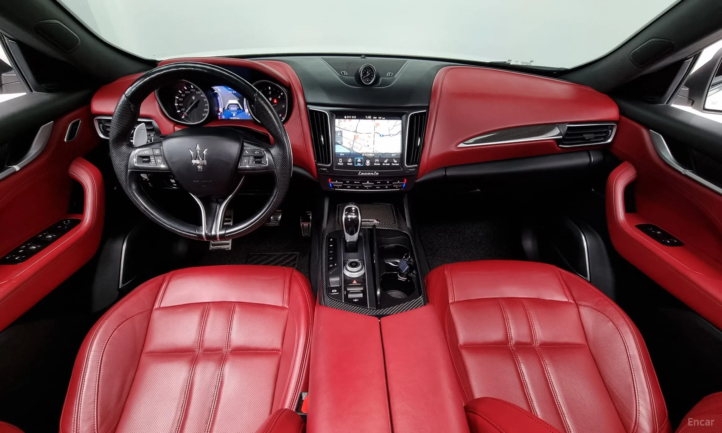 Maserati Levante превью 7