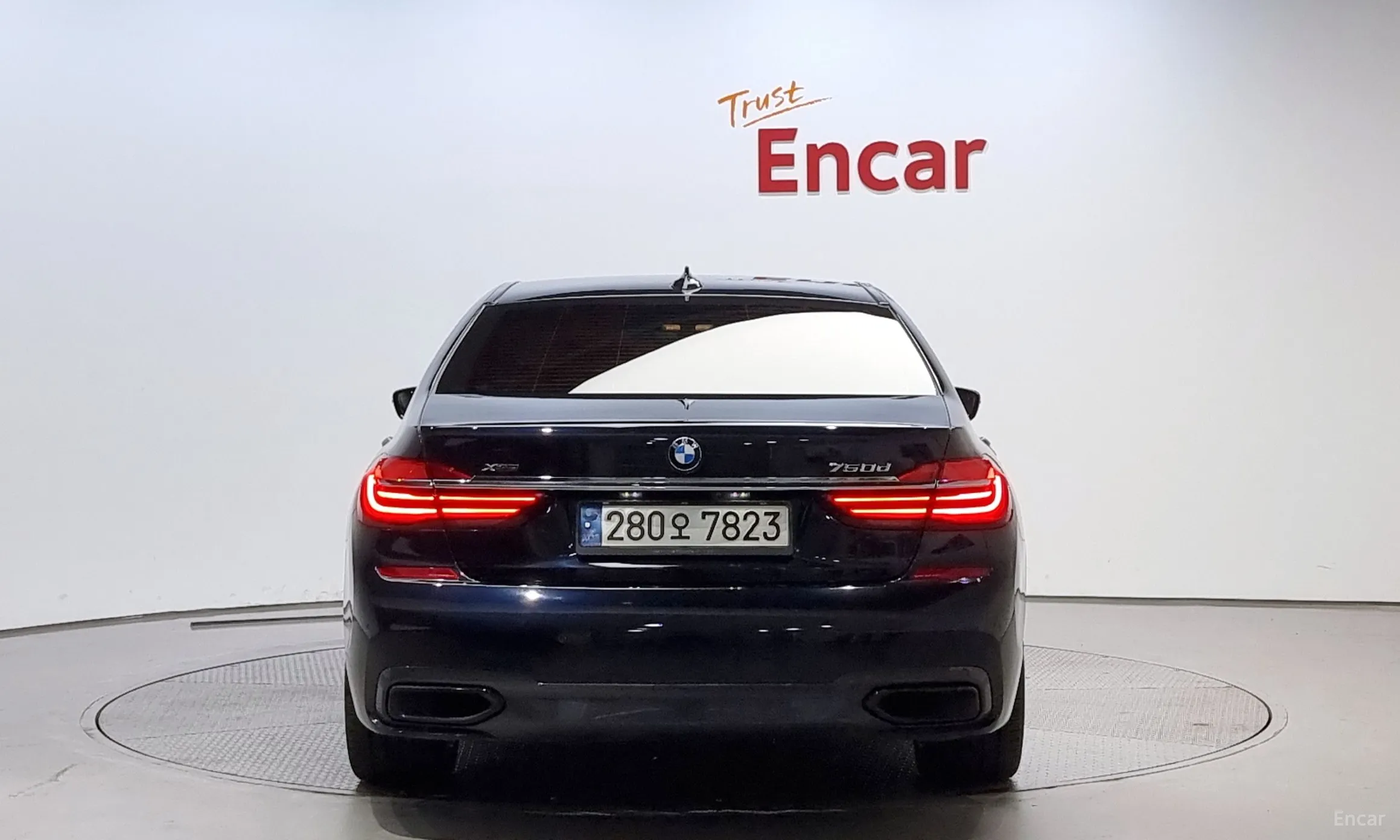 BMW 7 Series (G11) превью 3