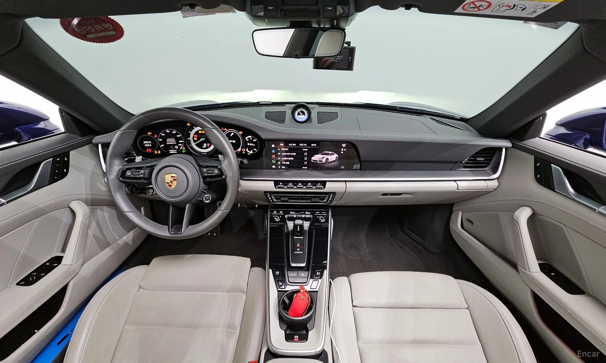 Porsche 911 (992) превью 4