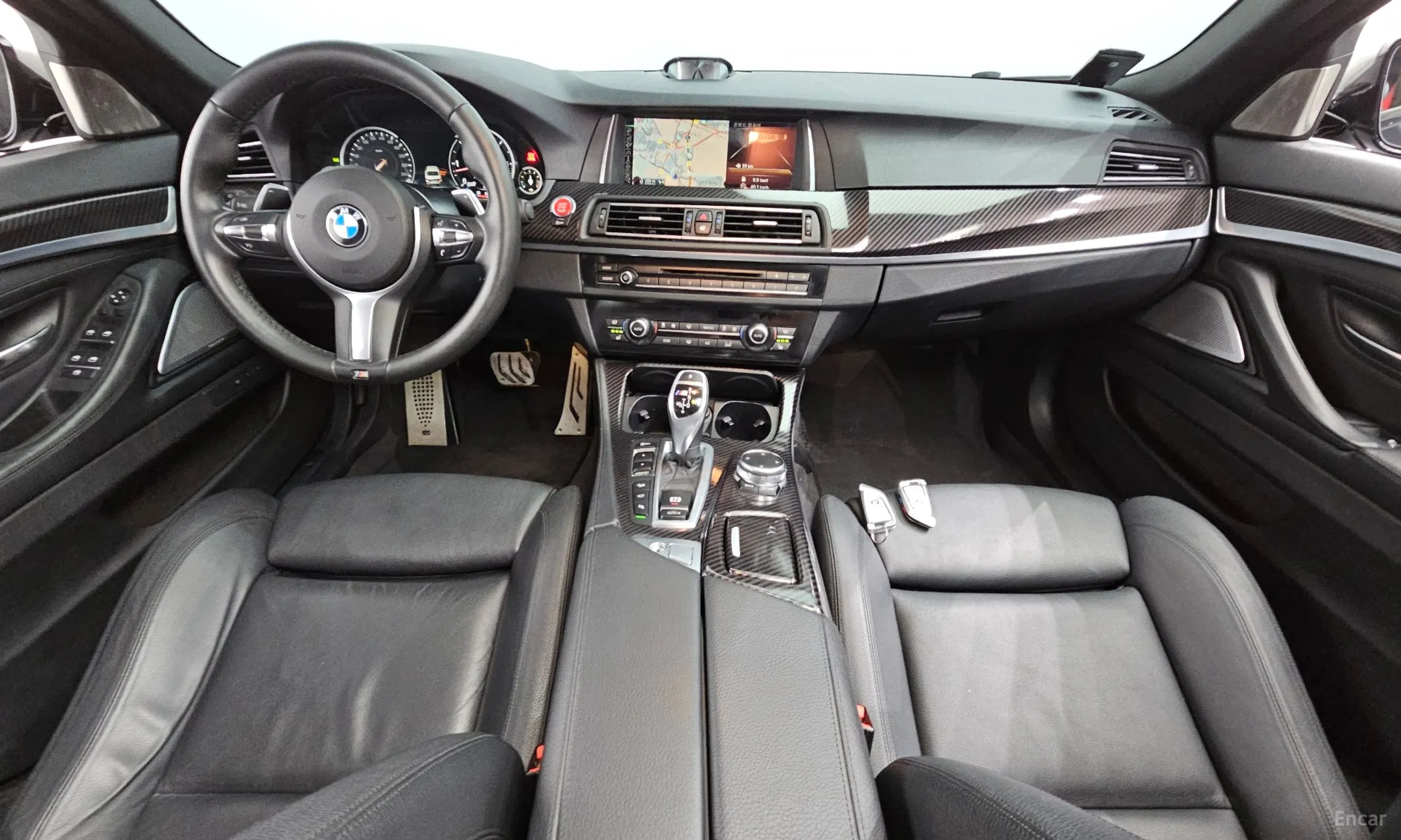 BMW 5 Series (F10) превью 4