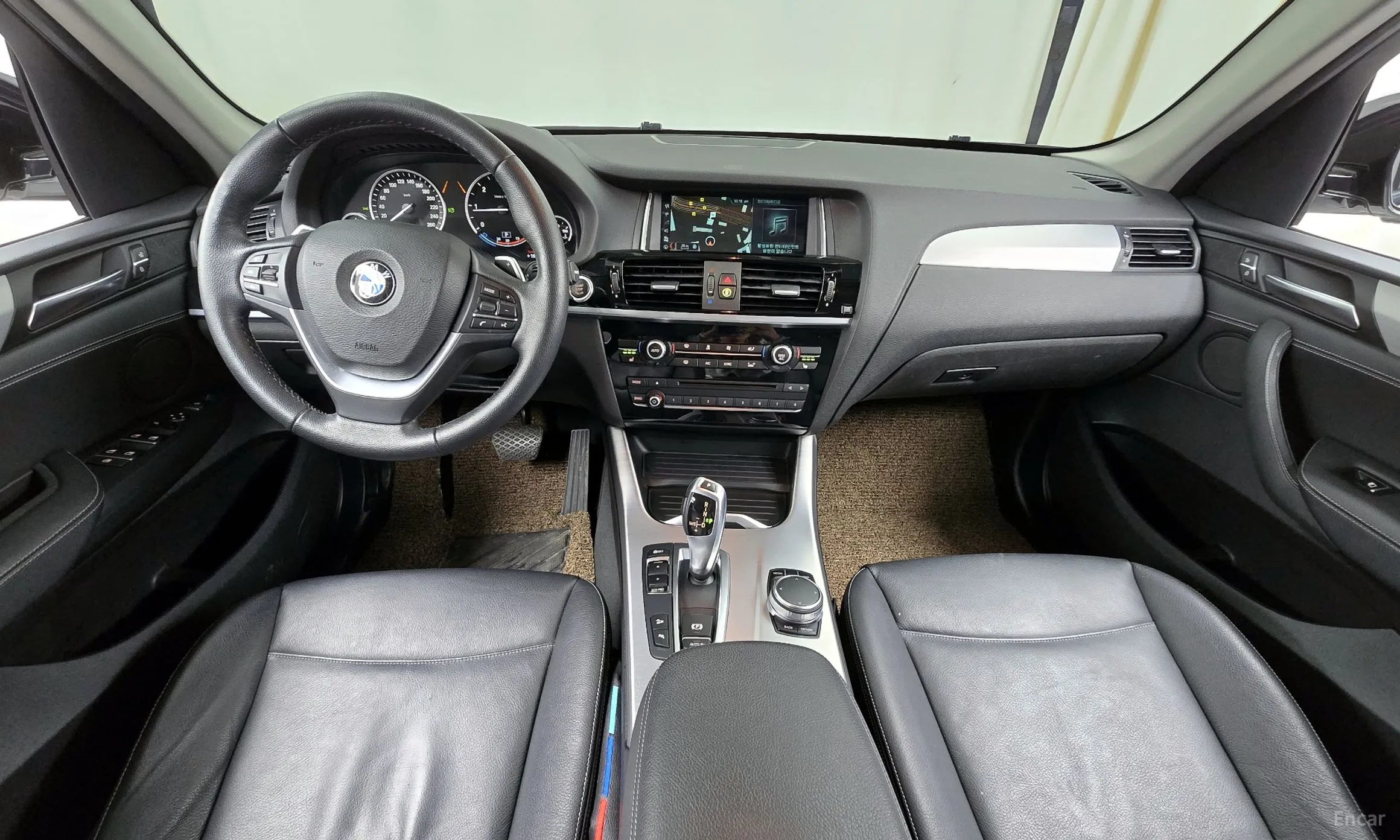 BMW X3 (F25) превью 4