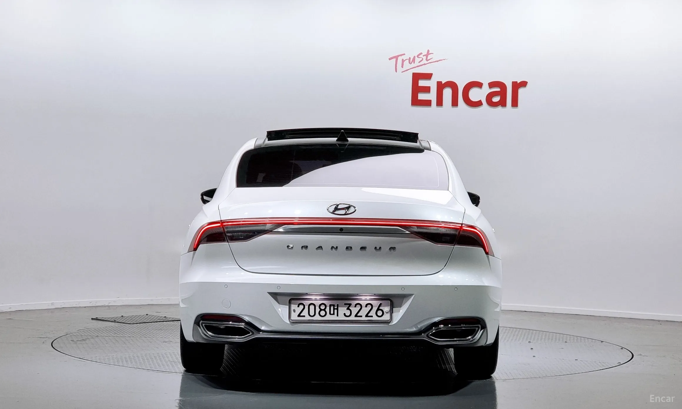 Hyundai Grandeur IG превью 3