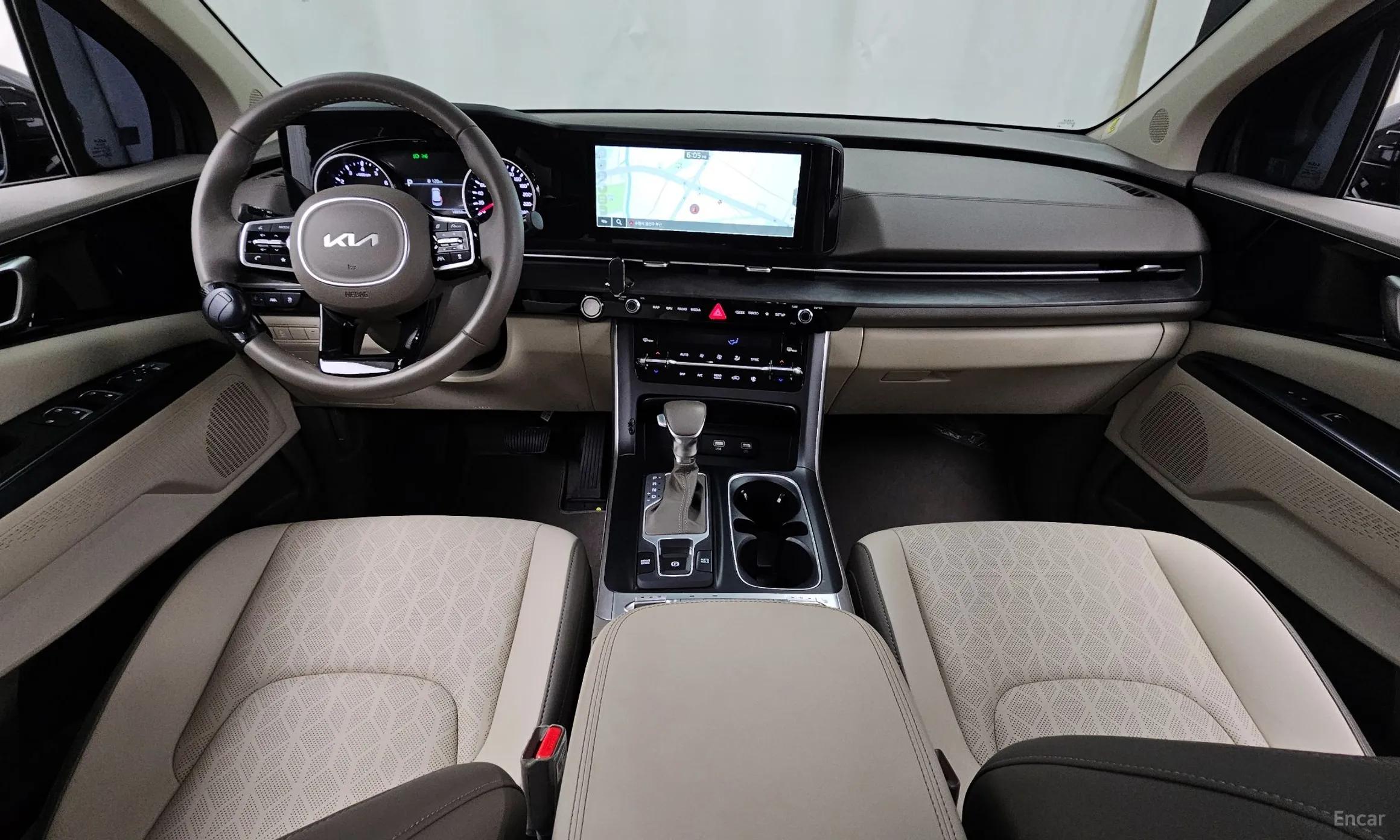 Kia Carnival Gen 4 превью 7