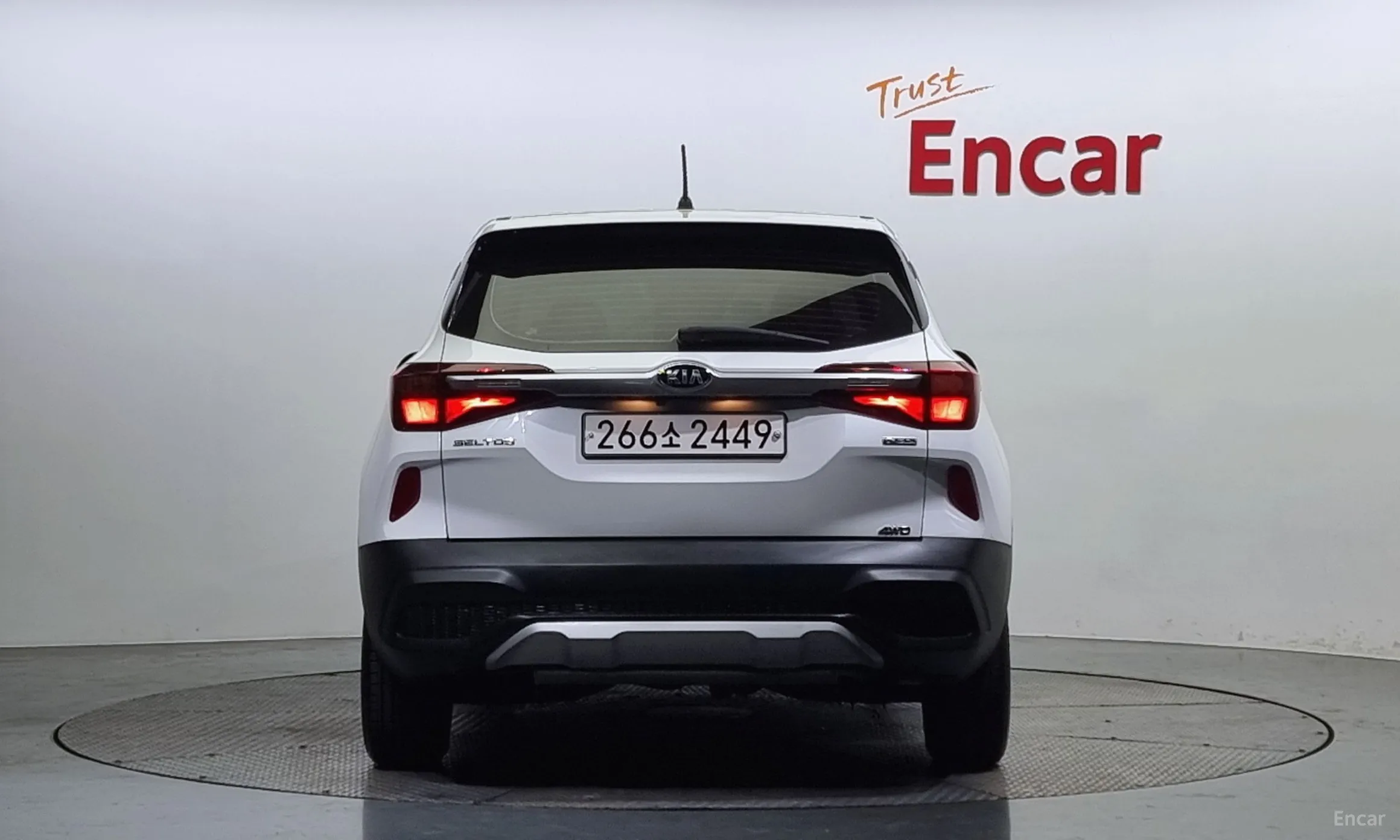 Kia Seltos превью 3