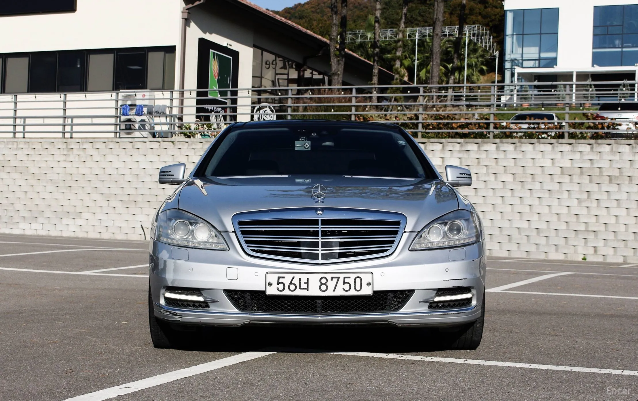Mercedes Benz S-Class W221