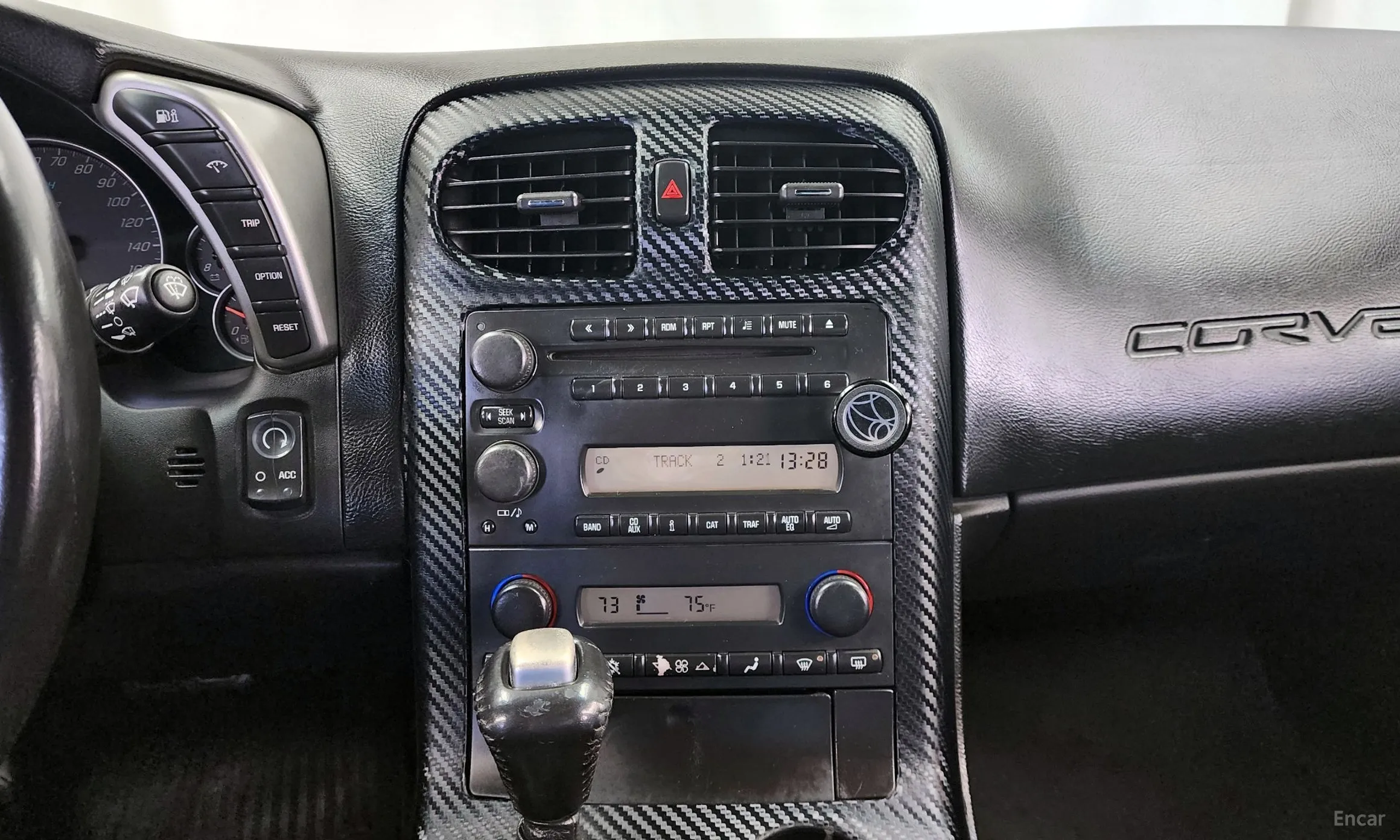 Chevrolet Corvette превью 13
