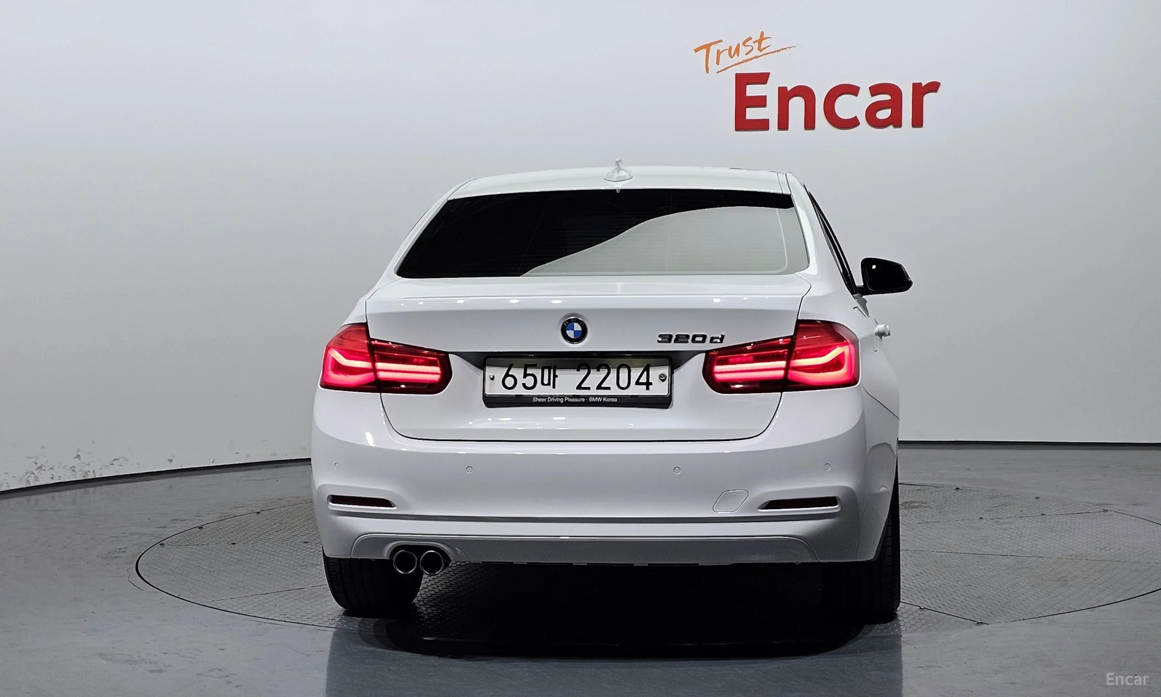 BMW 3 Series (F30) превью 3