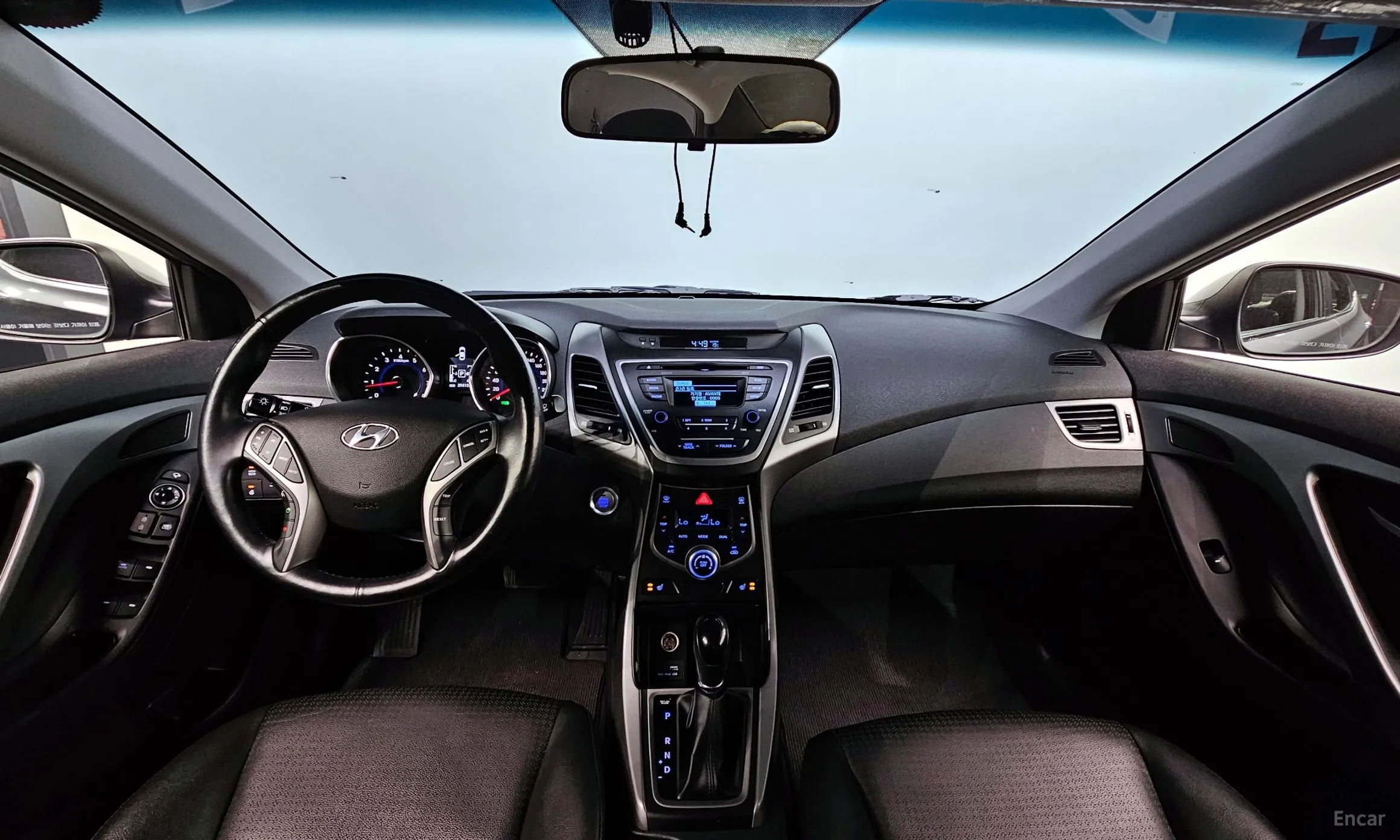 Hyundai Avante превью 4