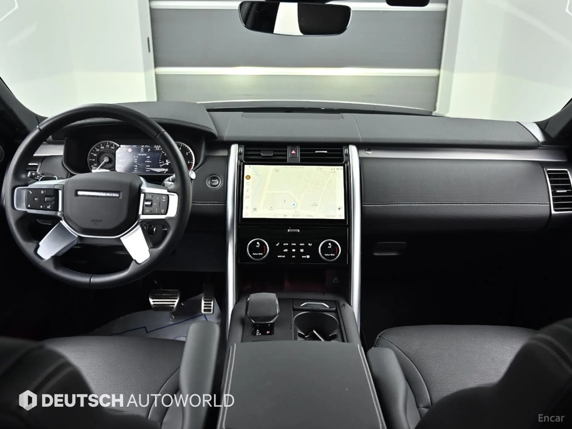 Land Rover Discovery 5 превью 4
