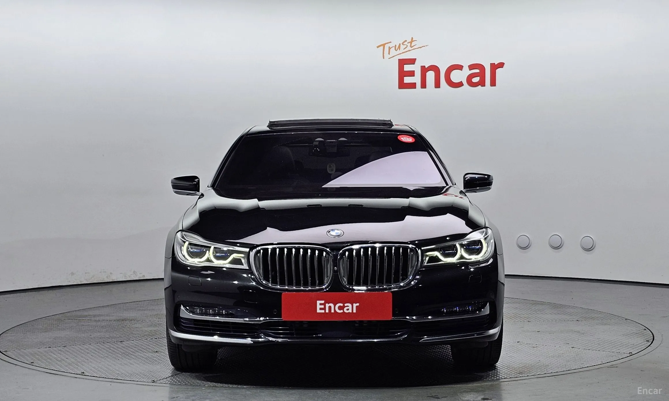 BMW 7 Series (G11) превью 2