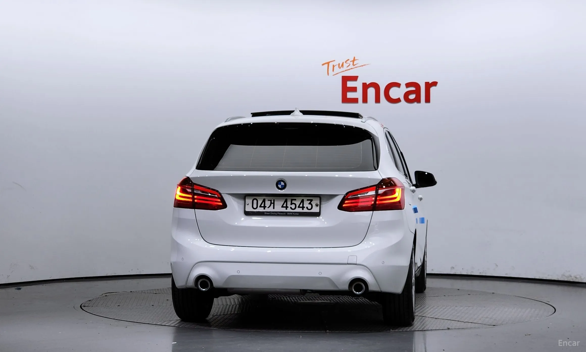 BMW 2-Series Active Tourer (F45) превью 3