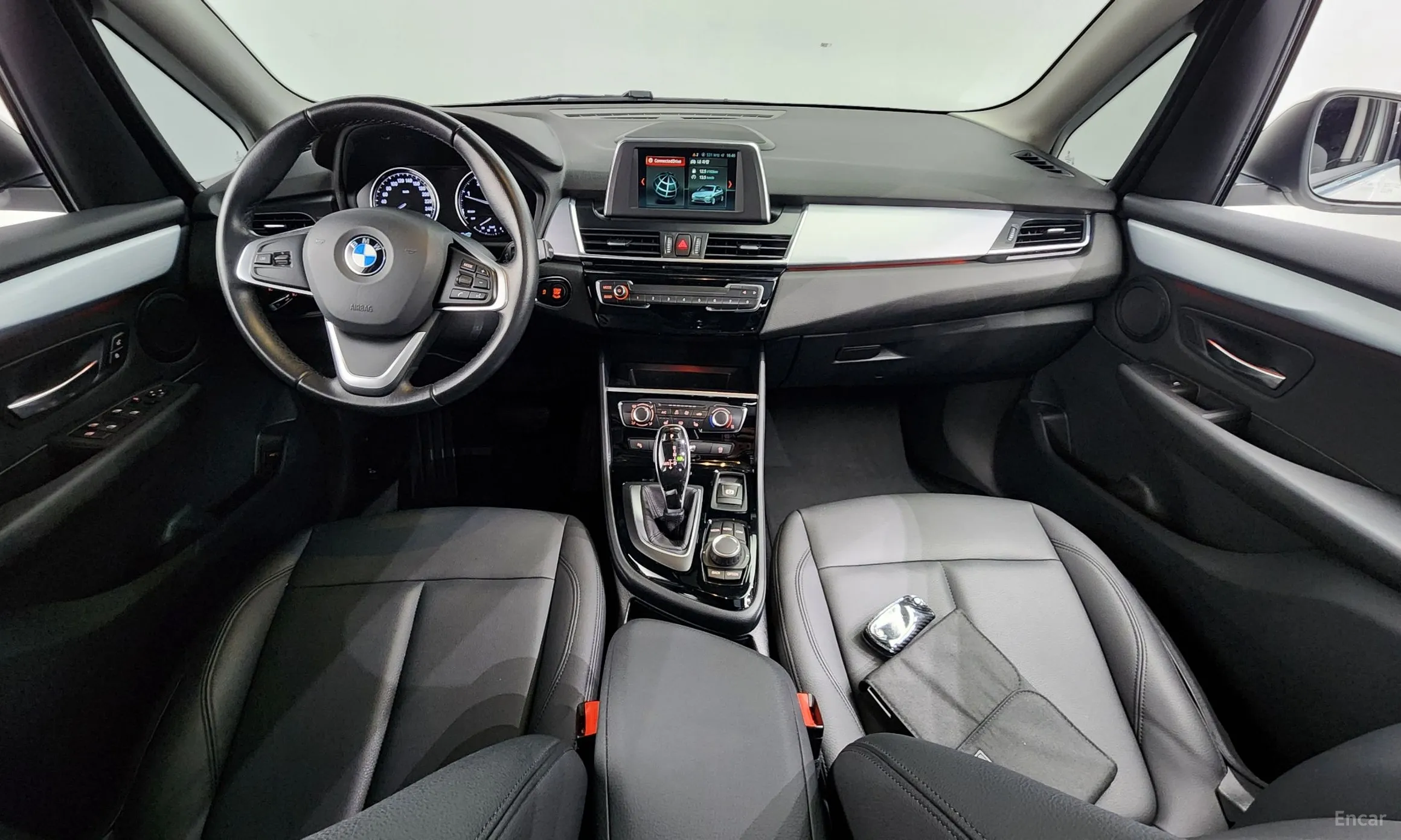 BMW 2-Series Active Tourer (F45) превью 4