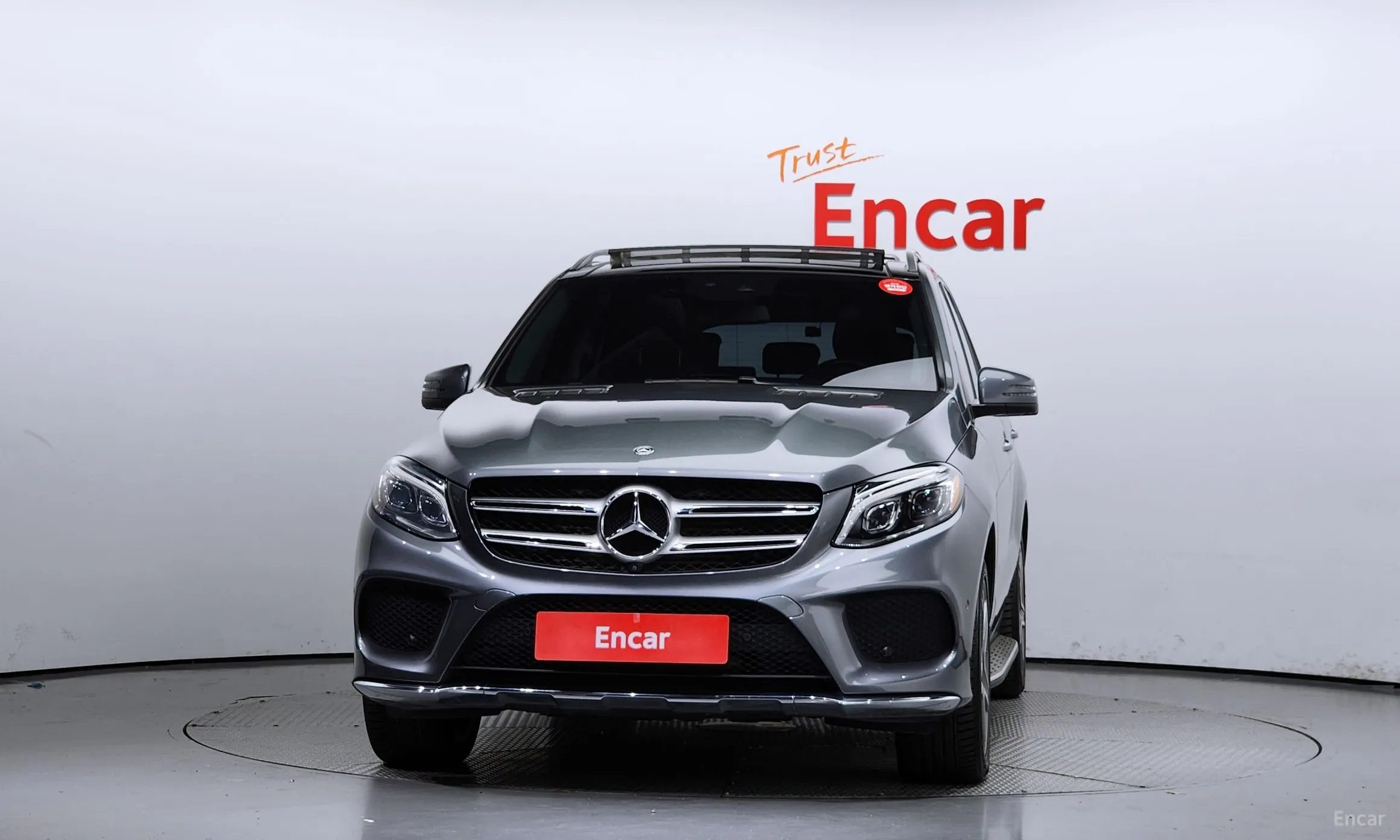 Mercedes Benz GLE-Class W166
